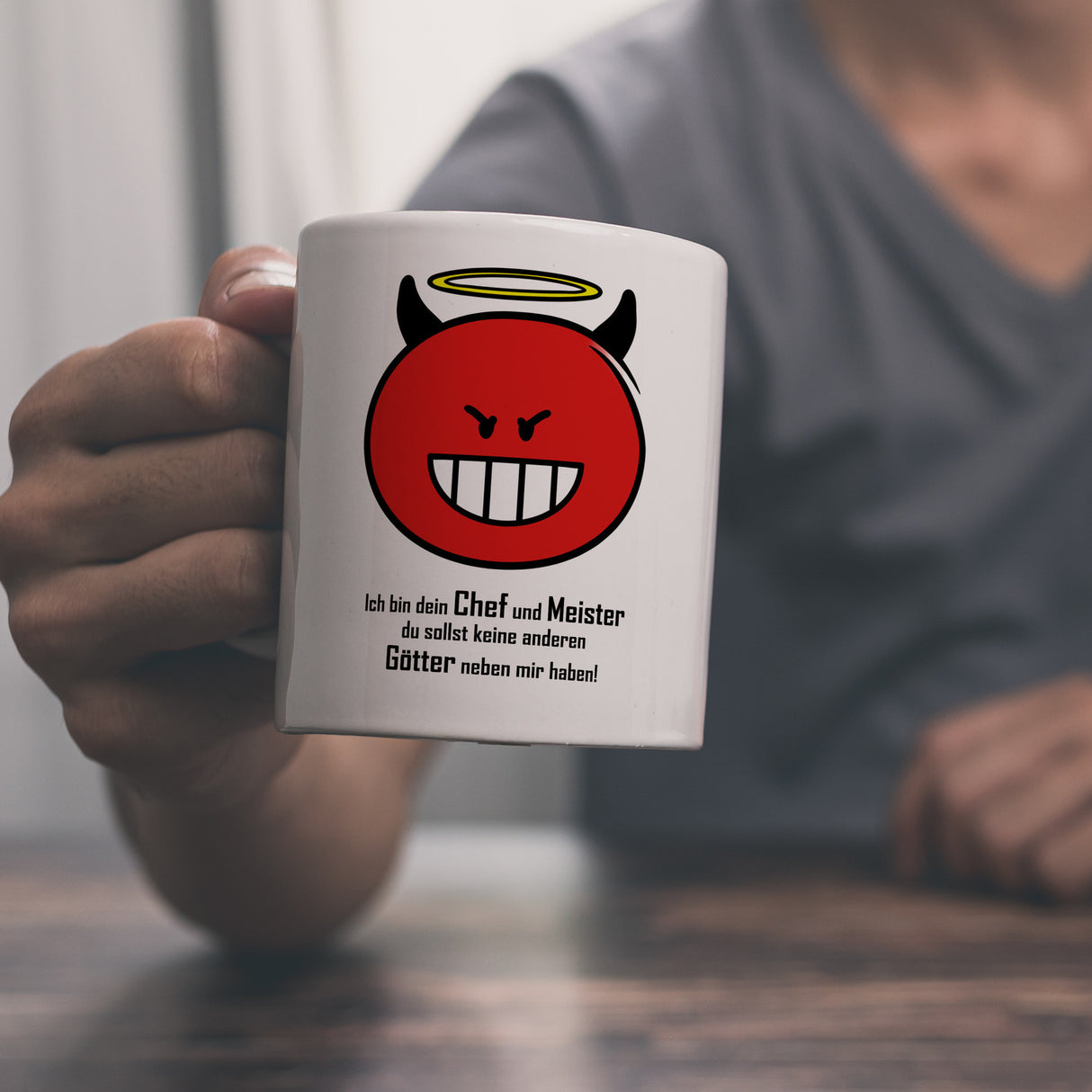 Kaffeebecher mit Spruch: Ich bin dein Chef und Meister ...