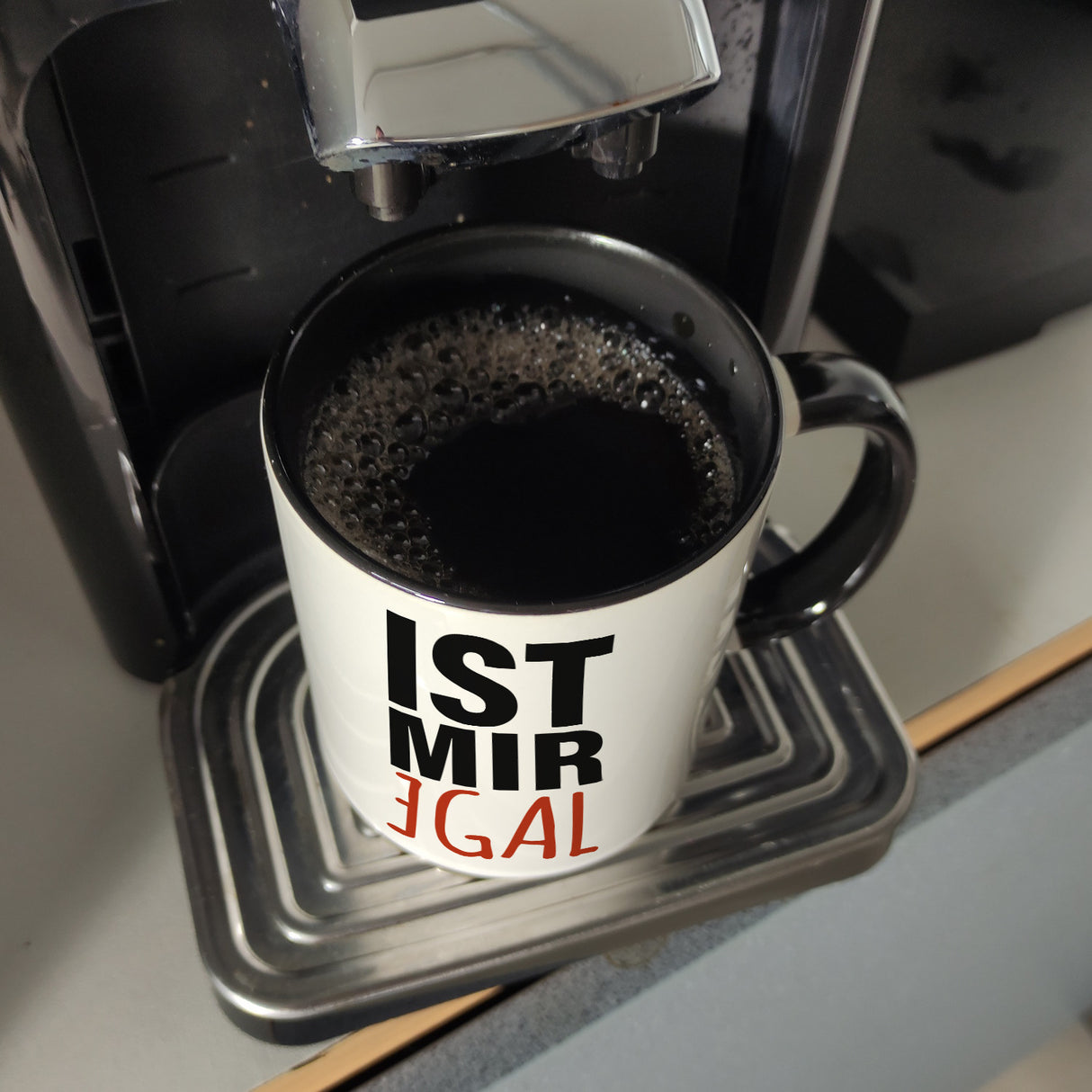 Kaffeebecher mit Spruch: Ist mir egal