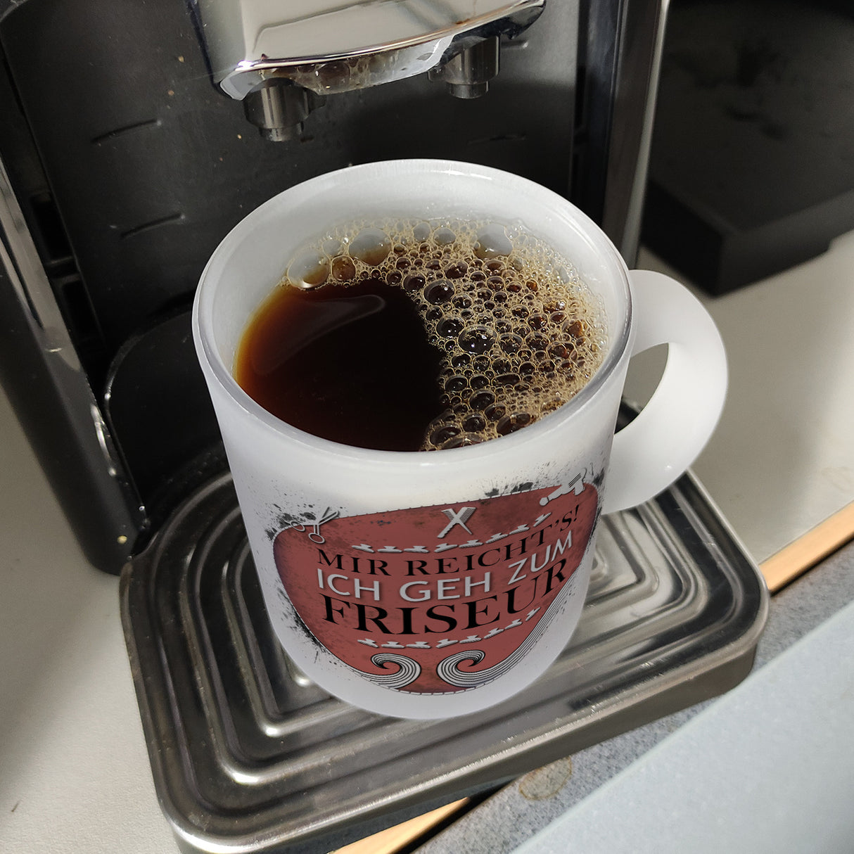 Kaffeebecher mit Spruch: Mir reicht's! Ich geh zum Friseur