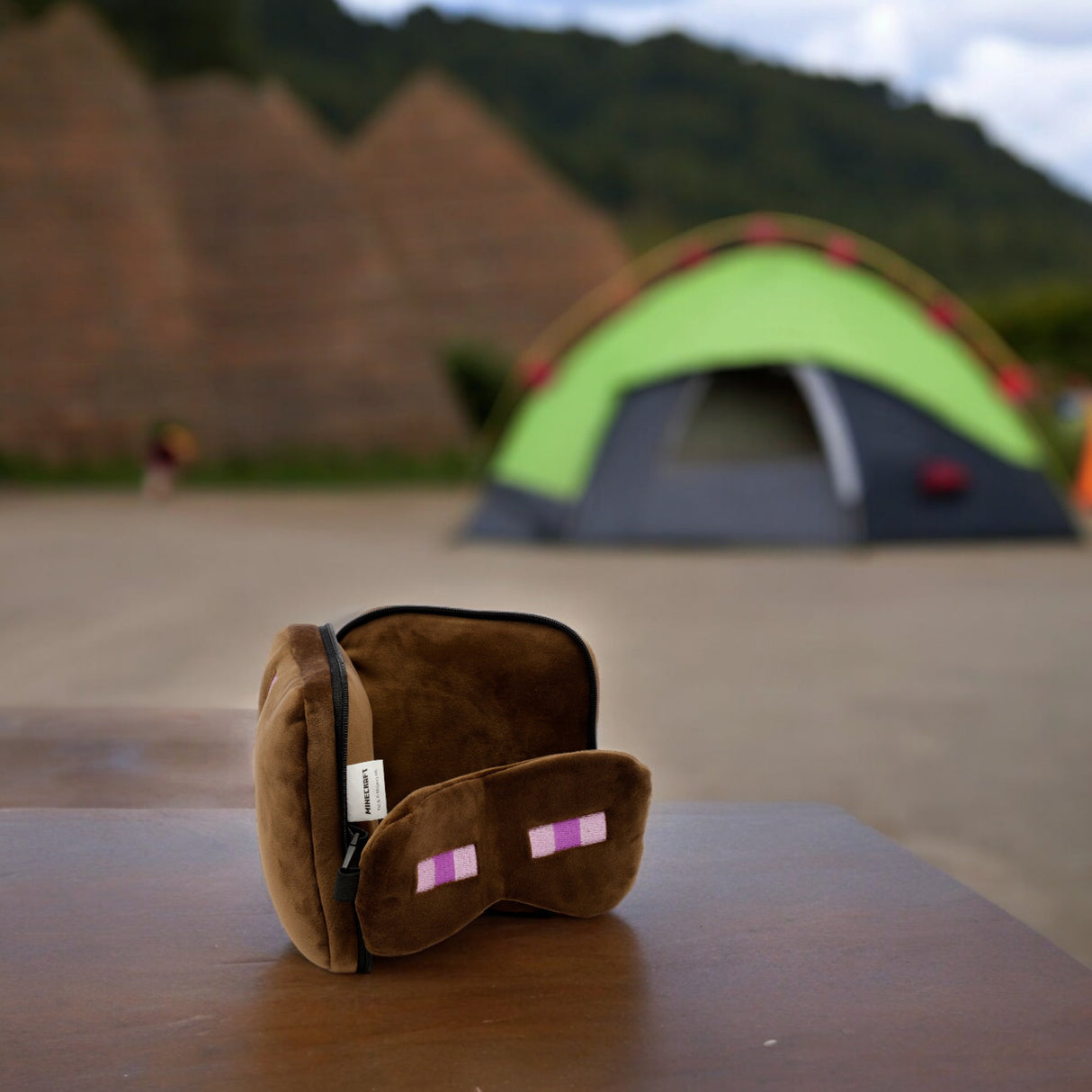 Minecraft Enderman Reisekissen mit Augenmaske