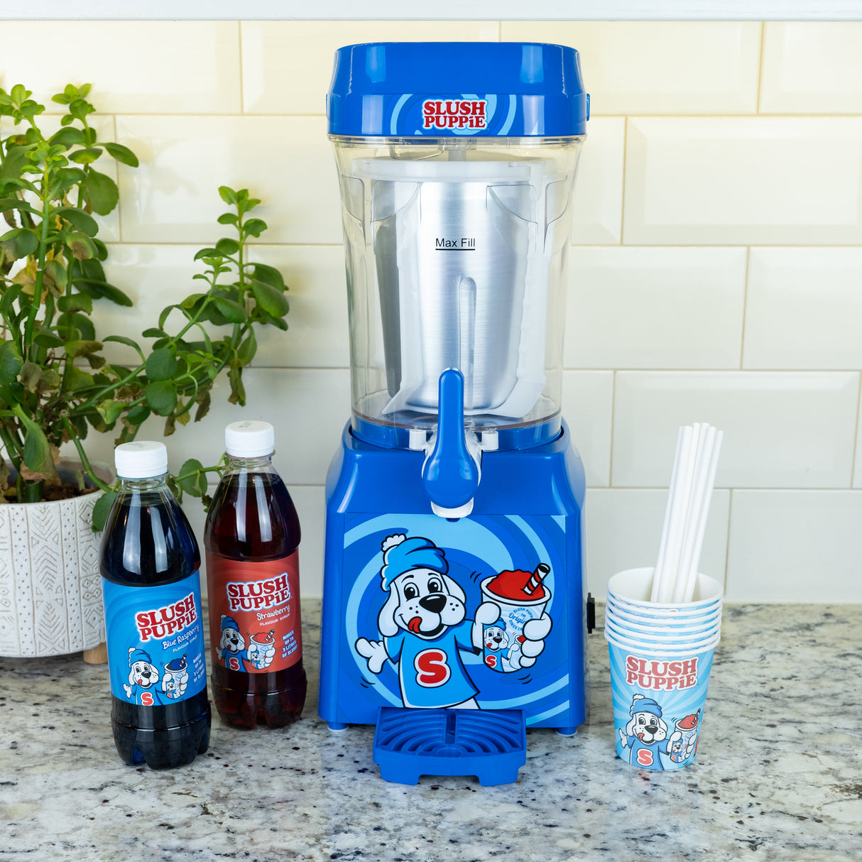 SLUSH PUPPiE Slushie Maschine Modell 2024 - Slush Eis der Kultmarke aus den USA - jetzt für Zuhause!