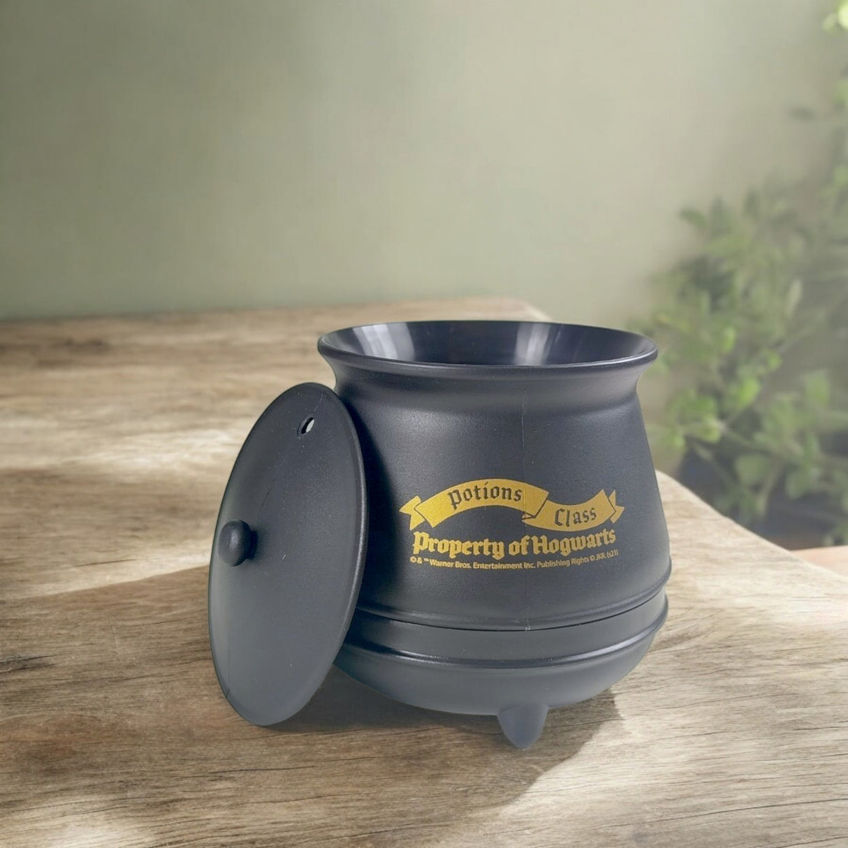 Harry Potter Hogwarts Kaffeebecher selbstrührender Zauberkessel mit Deckel