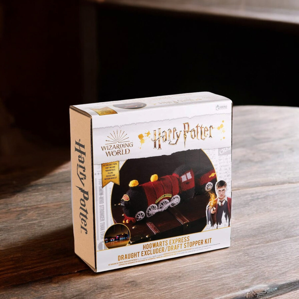 Harry Potter Zugluftstopper Strickset im Hogwarts Express Design