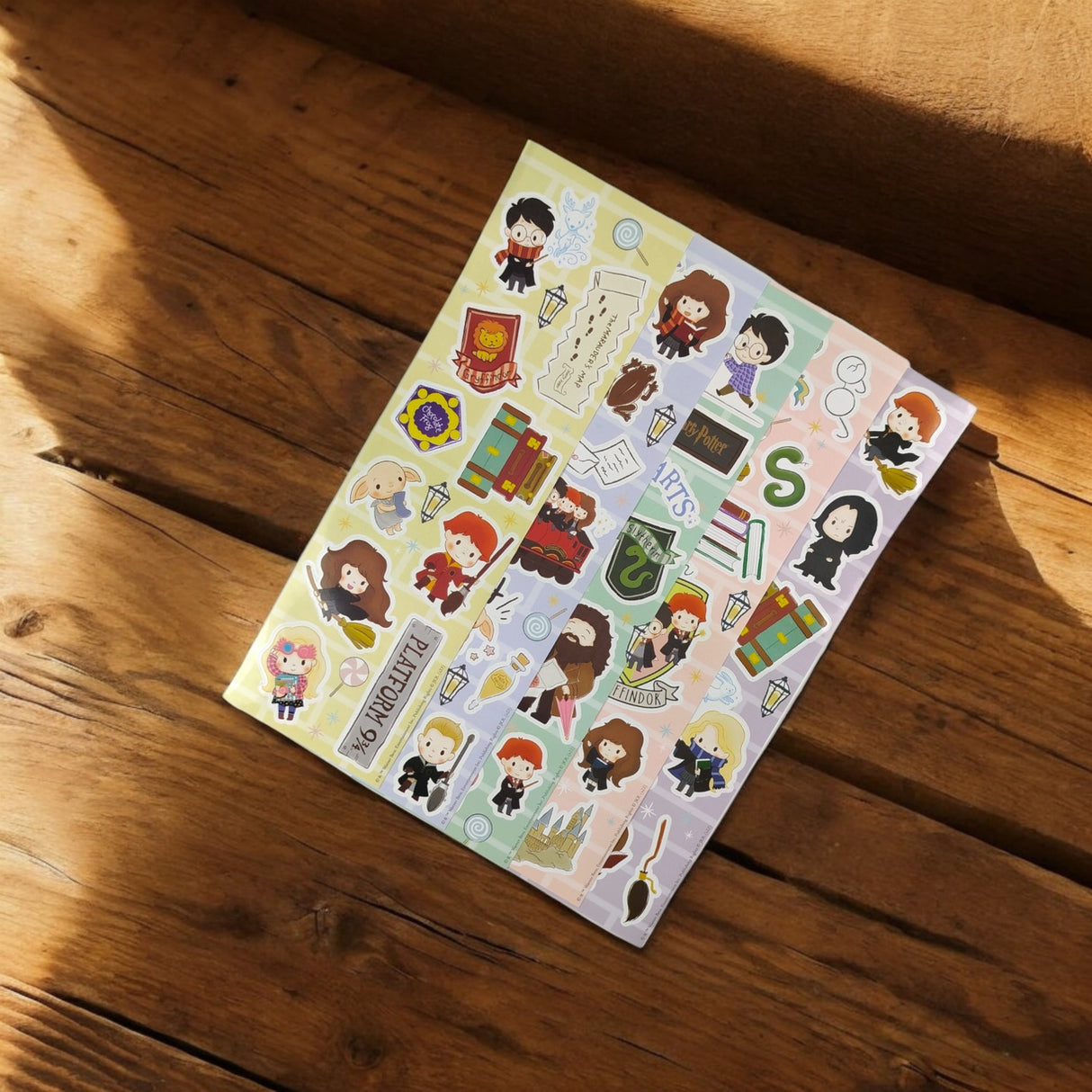 Harry Potter Hogwarts Sticker Set mit 50 Stickern für Potterheads