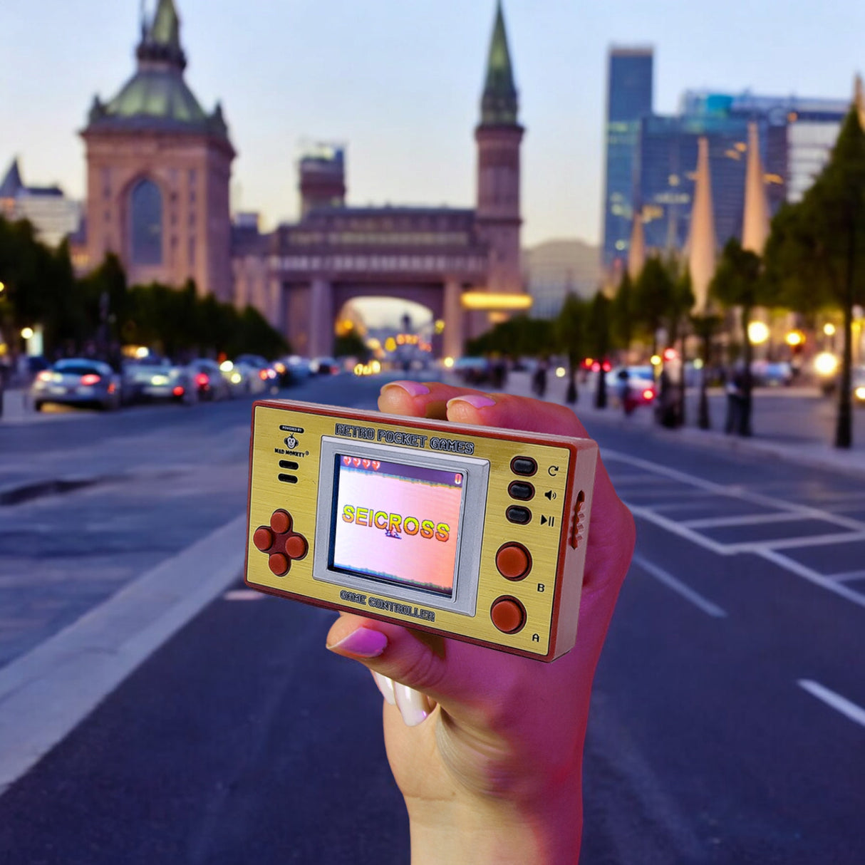 Retro Arcade Spielzeug Mini-Konsole mit 153 Spielen und Sound