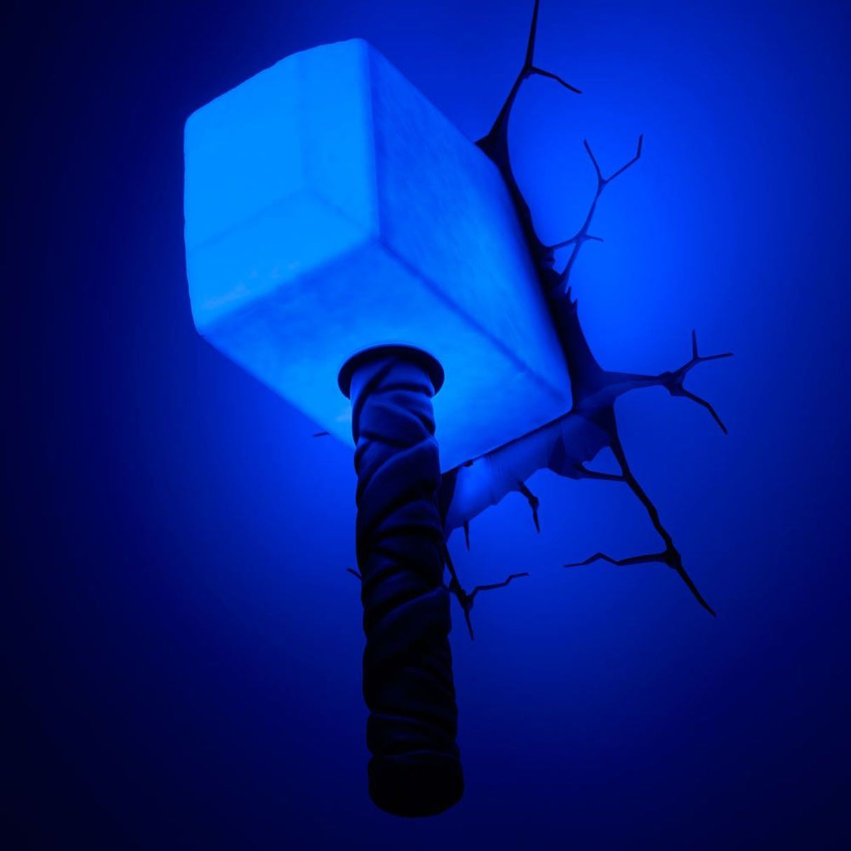 Marvel Avengers Thors Hammer 3D-Wandlicht mit Wandsticker
