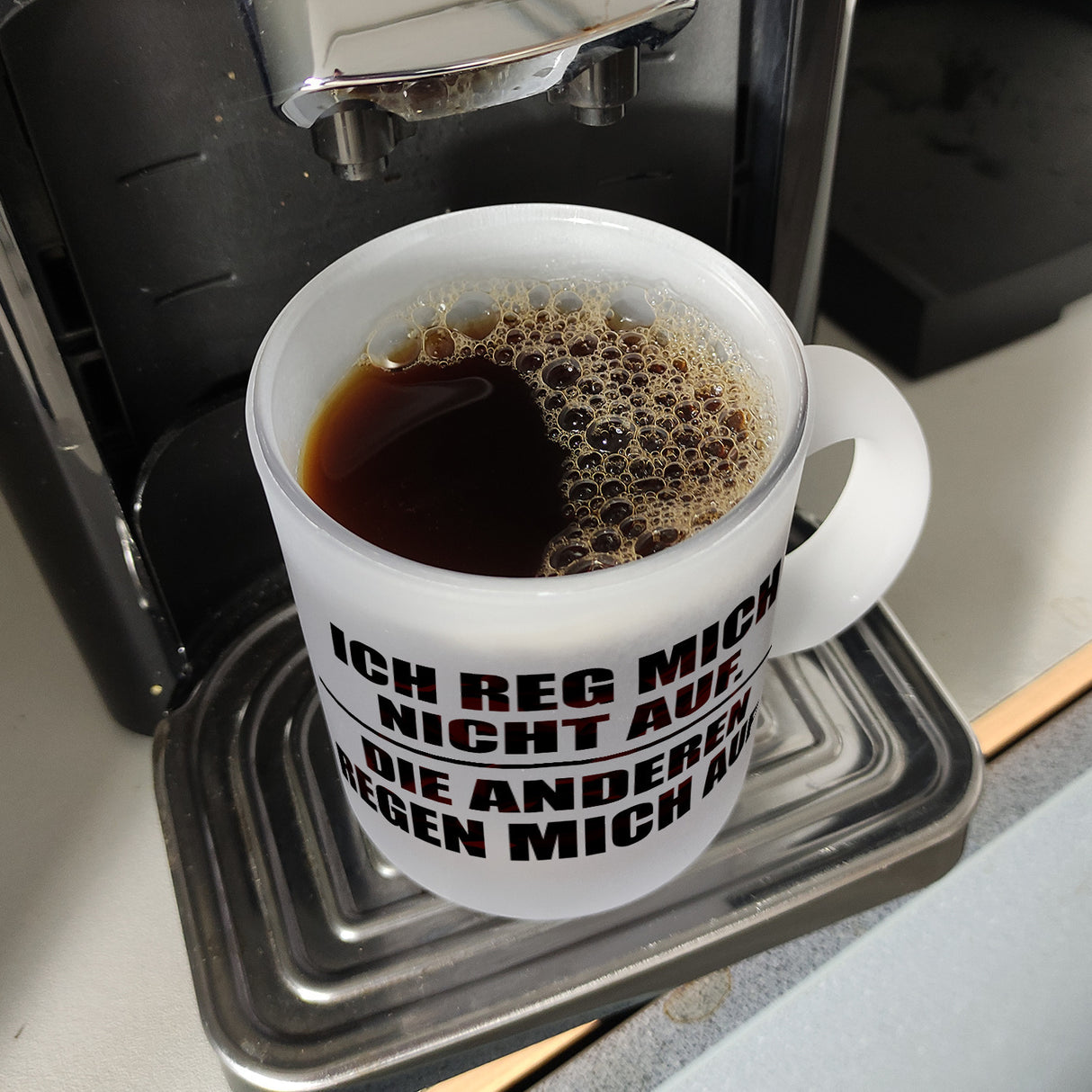 Ich reg mich nicht auf. Die anderen regen mich auf Kaffeebecher