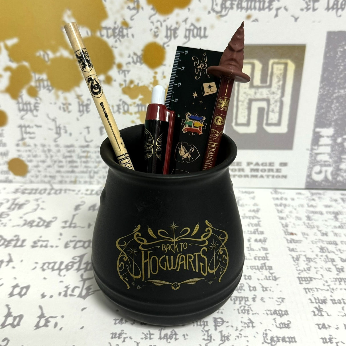 Harry Potter Kessel Stiftehalter mit 3 Stiften und Lineal
