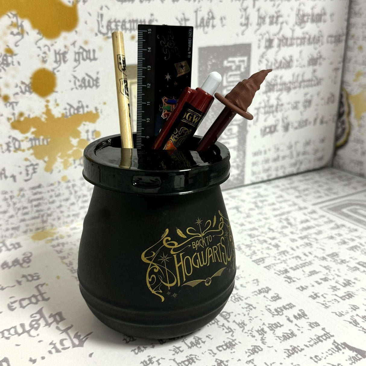 Harry Potter Kessel Stiftehalter mit 3 Stiften und Lineal