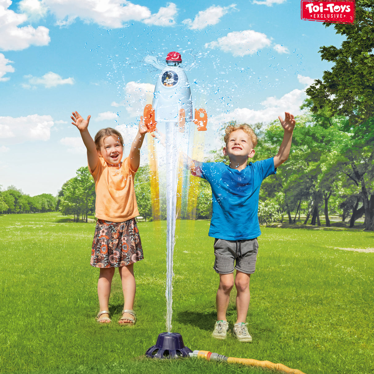 Raketenstart Wasserspielzeug Rakete mit 360 Grad Rotation und Anschlussmaterial