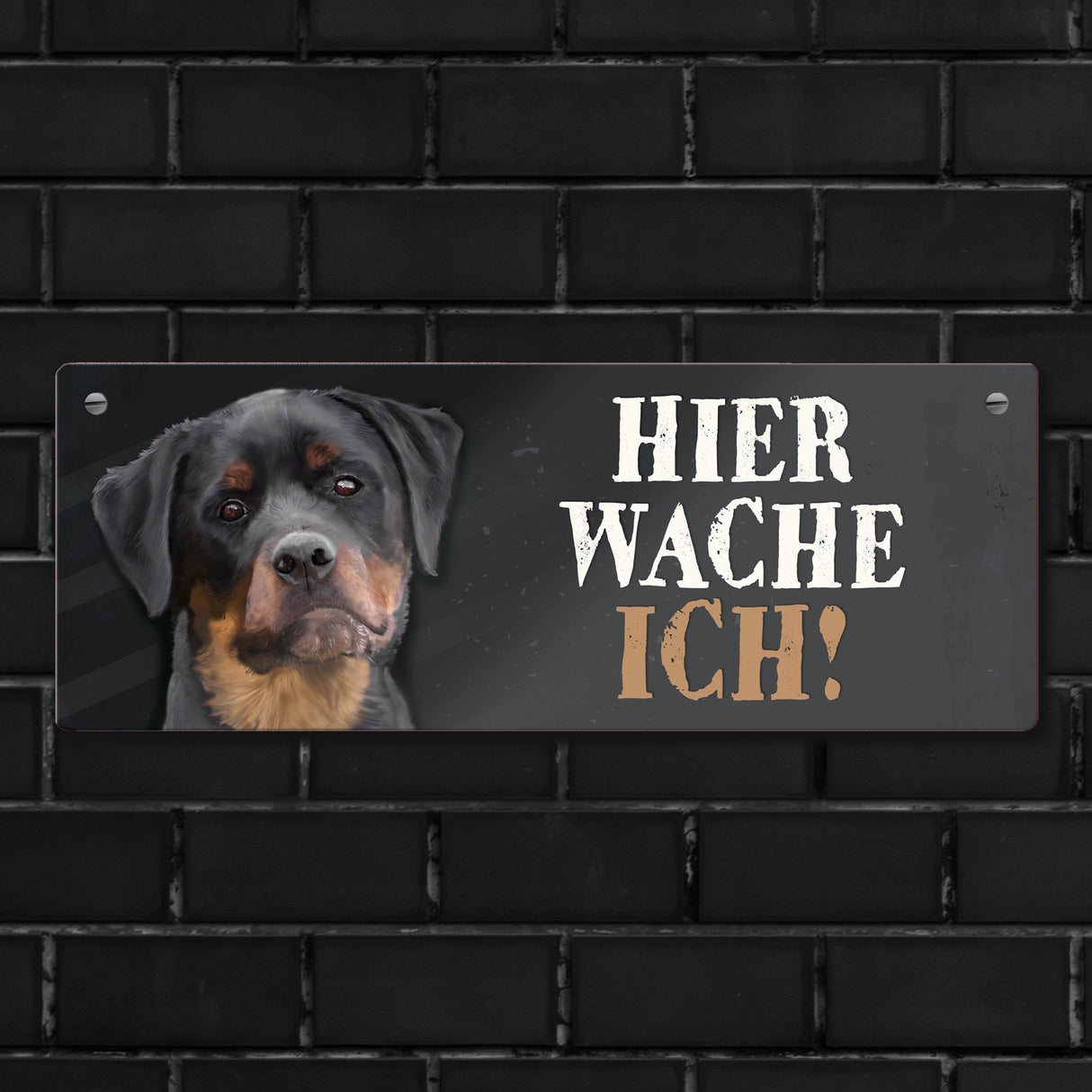 Metallschild mit Rottweiler Motiv und Spruch: Hier wache ich!