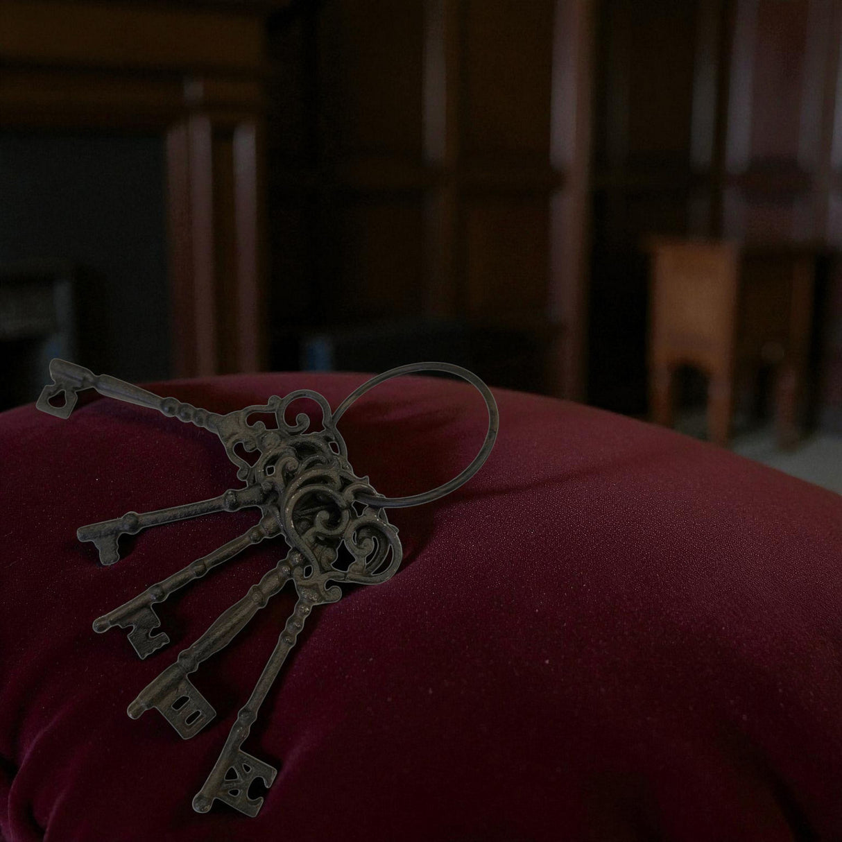 Vintage Schlüsselbund Dekoartikel aus Gusseisen mit 5 Schlüsseln