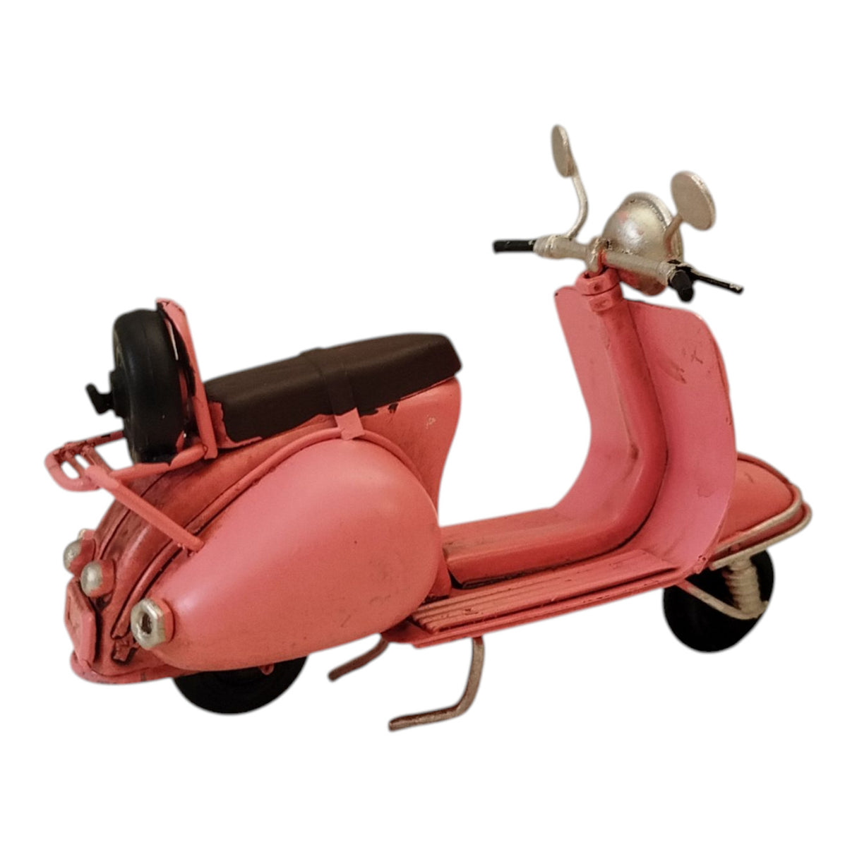 Retro Motorroller Dekoartikel aus Metall in rosa