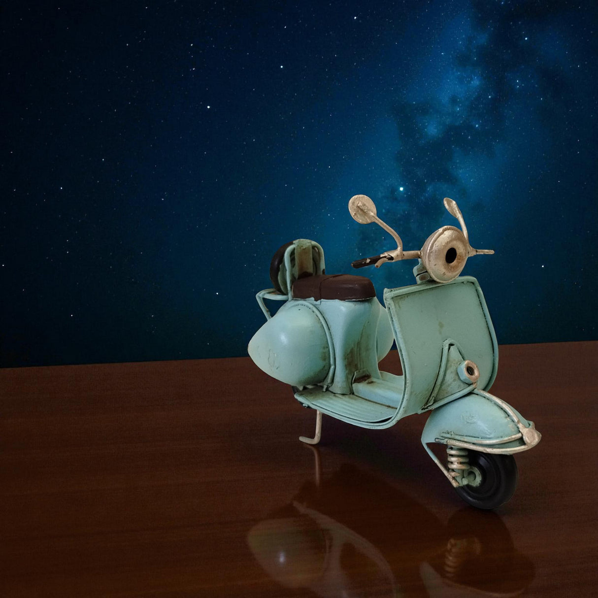 Retro Motorroller Dekoartikel aus Metall in blau