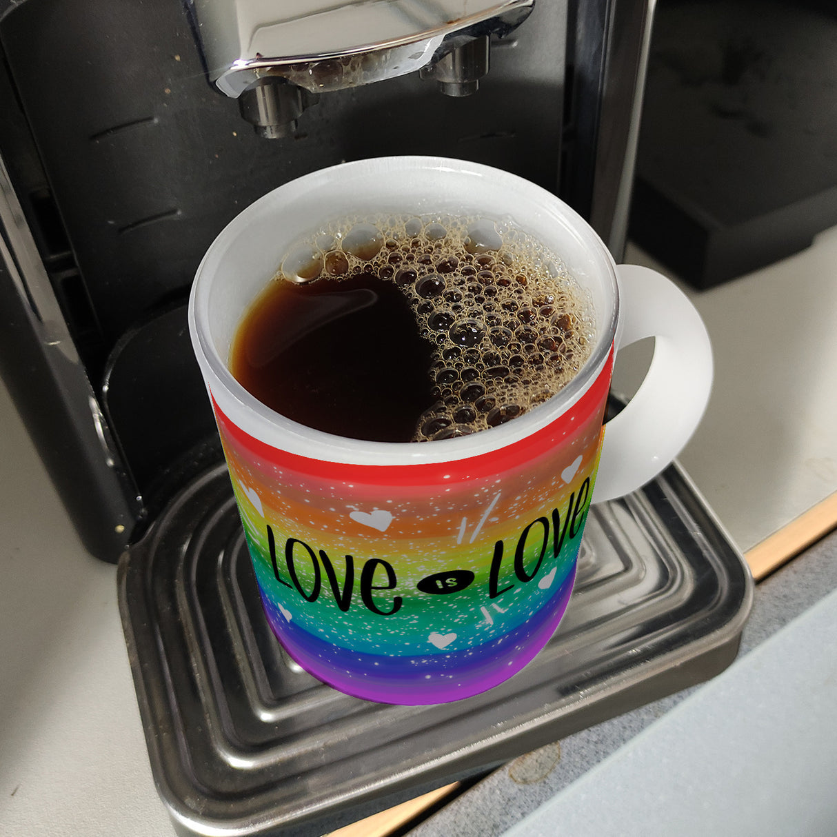 Love is Love Regenbogen Kaffeebecher