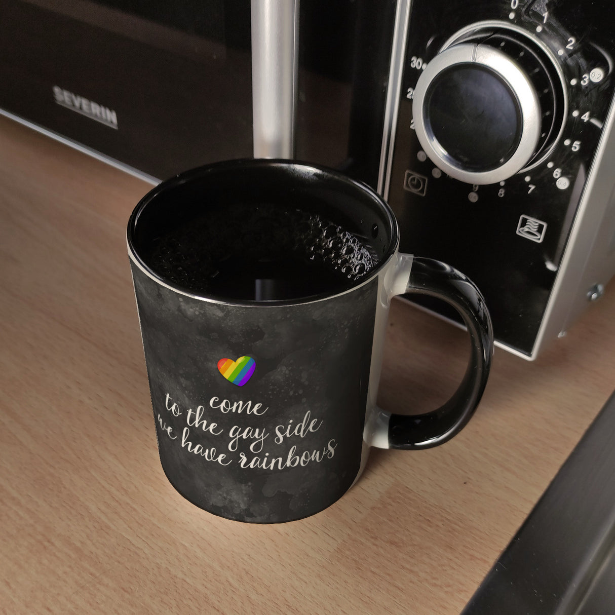 Kaffeebecher mit Spruch: Come to the gay side, we ...