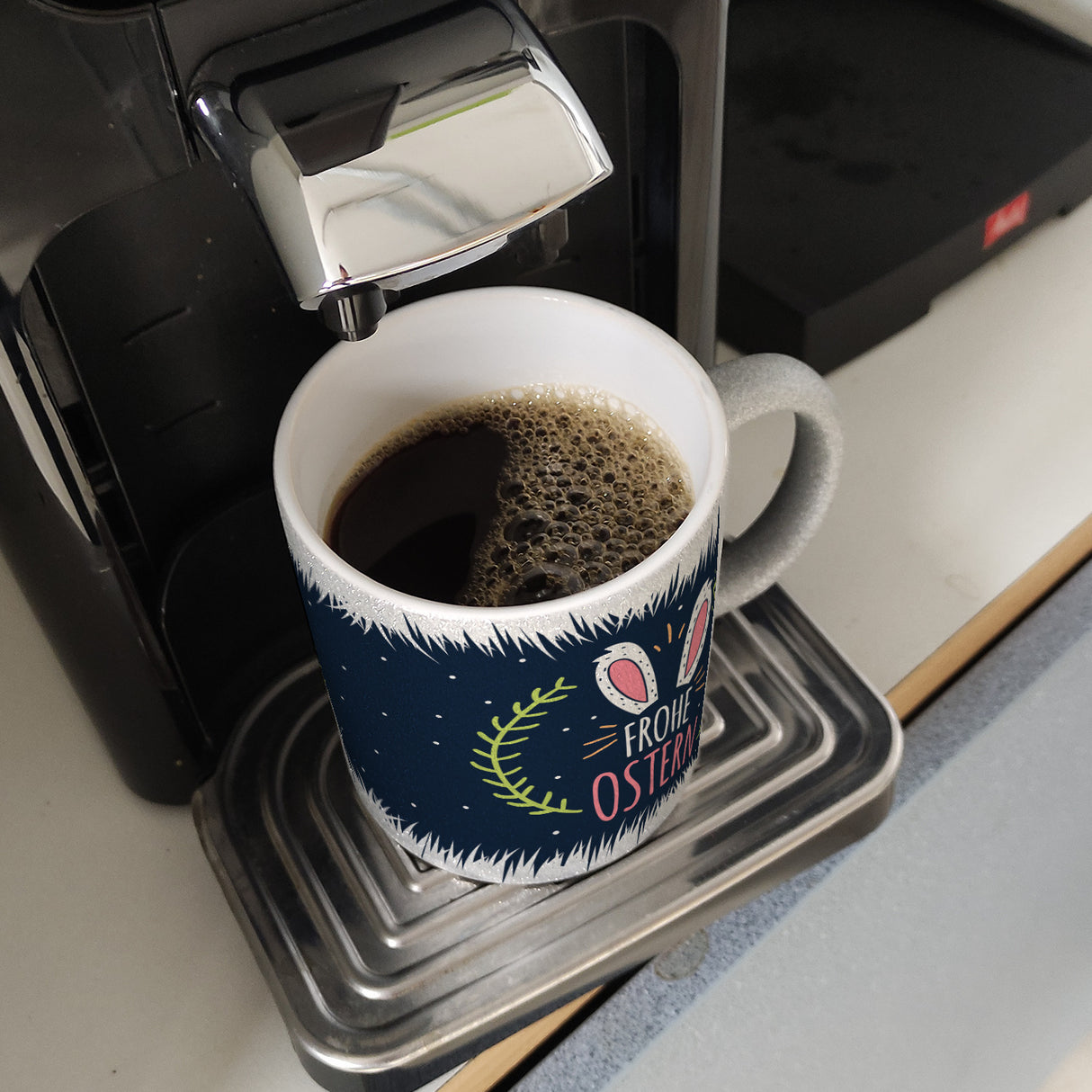 Kaffeebecher mit Spruch: Frohe Ostern