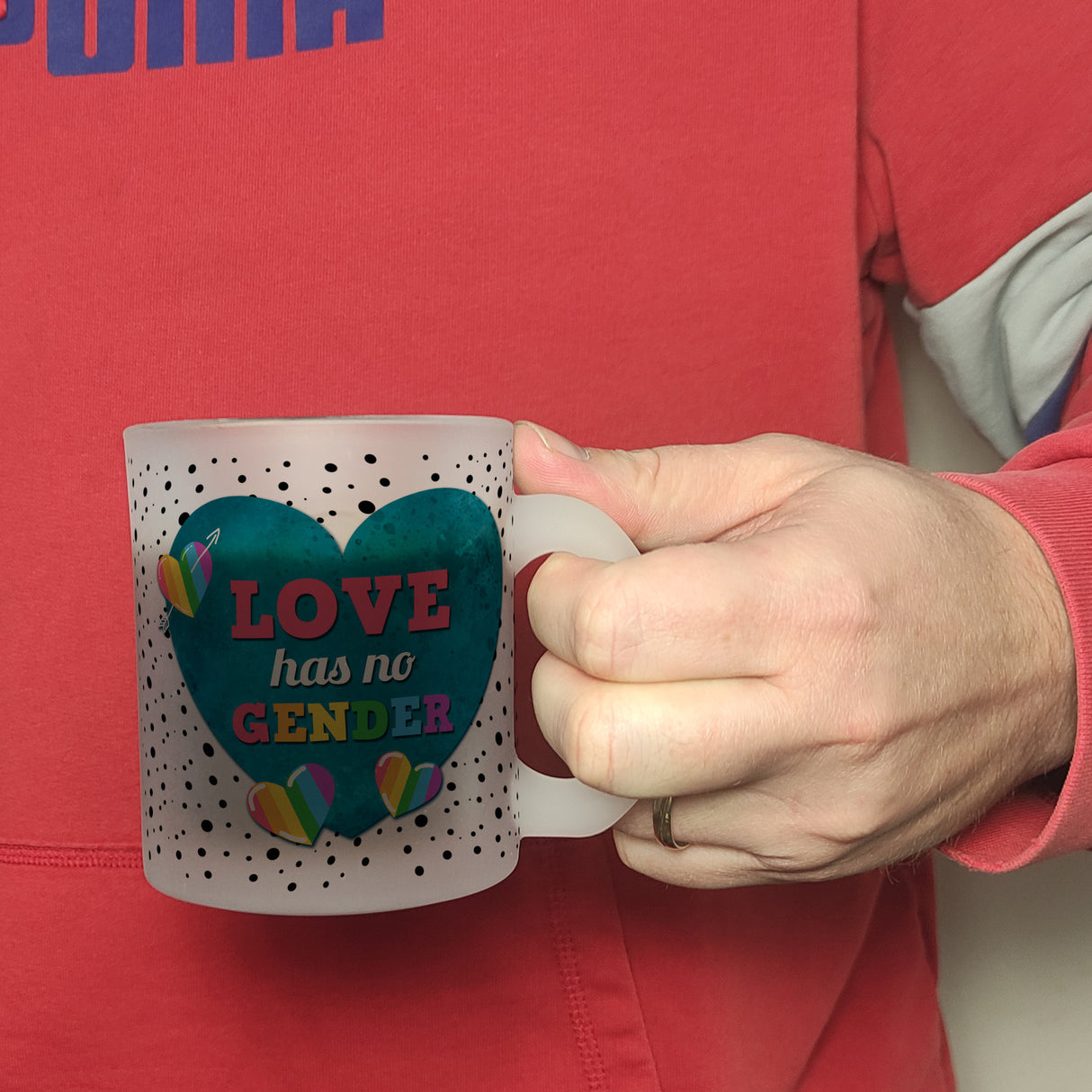 Kaffeebecher mit Spruch: Love has no gender