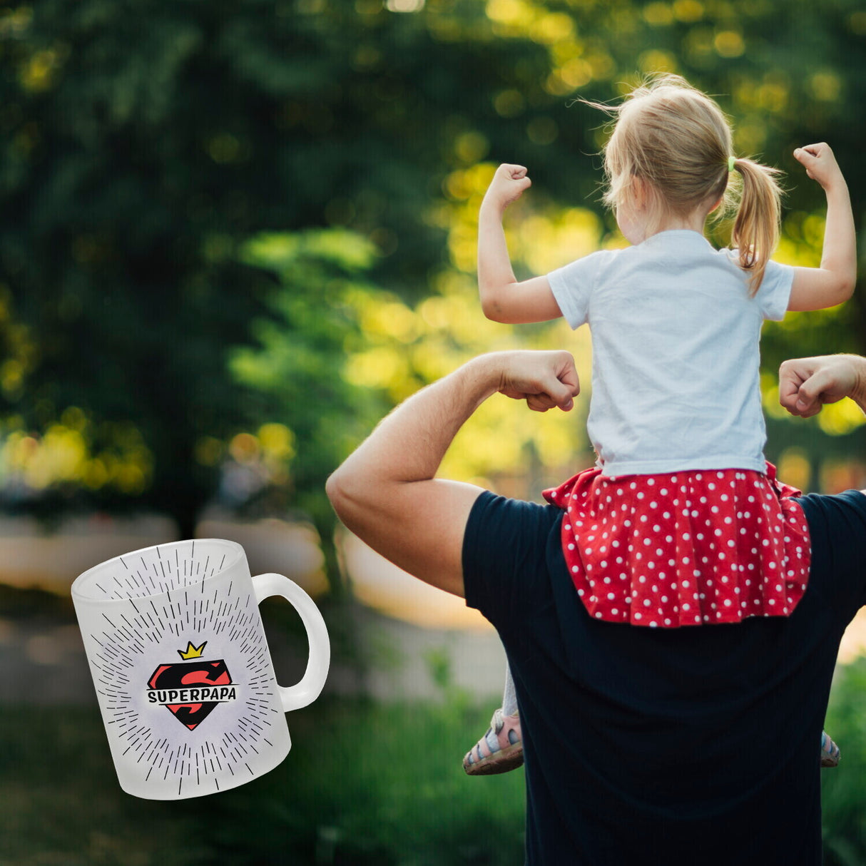 Superpapa Kaffeebecher mit Superheldensymbol