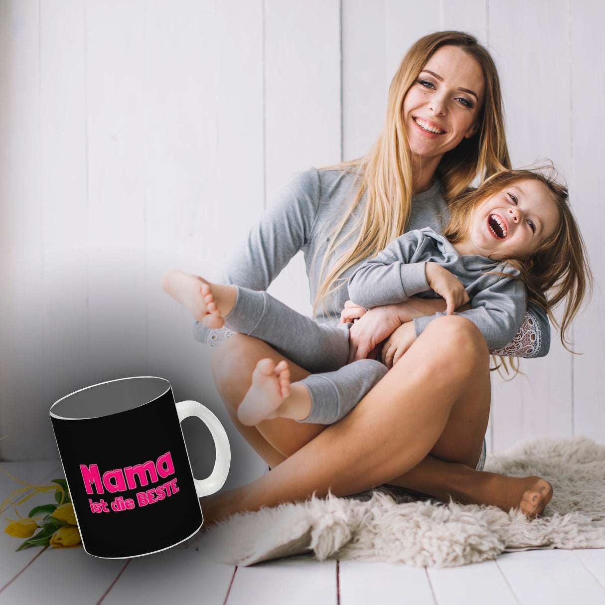 Mama ist die Beste Kaffeebecher und Pink