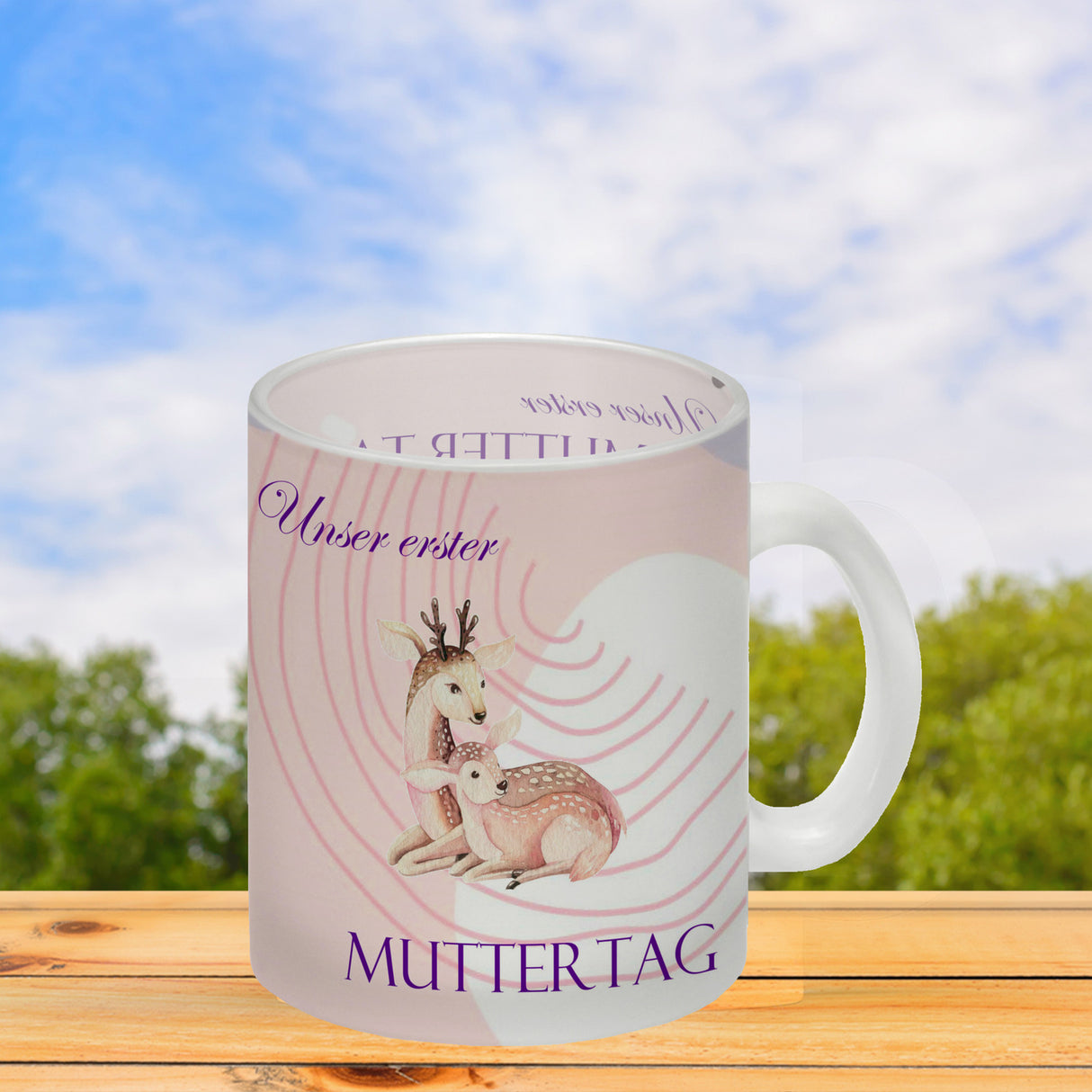 Nilpferd-Kaffeebecher zu ersten Muttertag mit Mama und Baby in rosa
