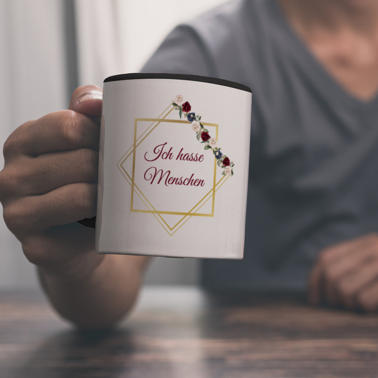 Ich hasse Menschen Kaffeetasse mit goldenem Rahmen und Blumen