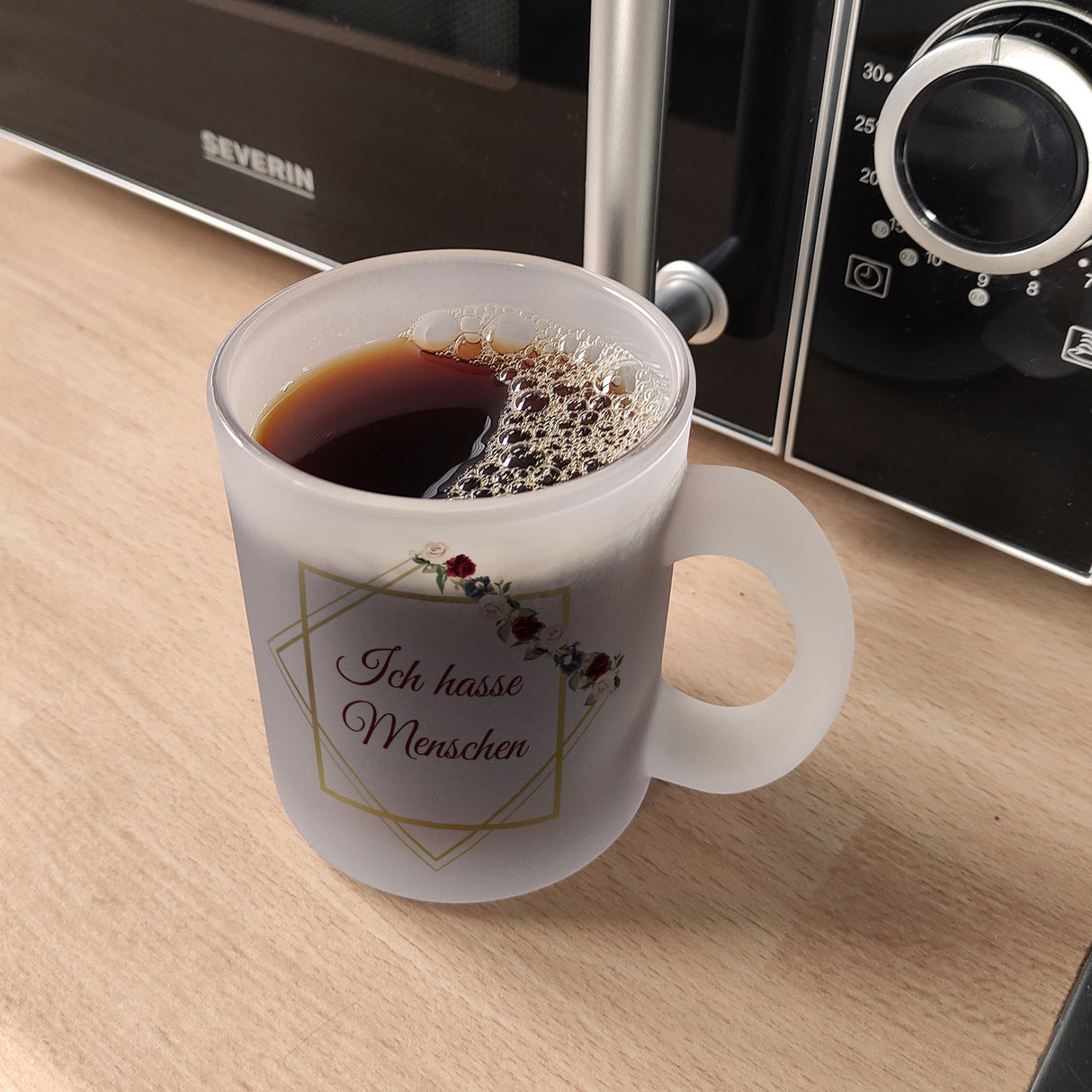 Ich hasse Menschen Kaffeetasse mit goldenem Rahmen und Blumen
