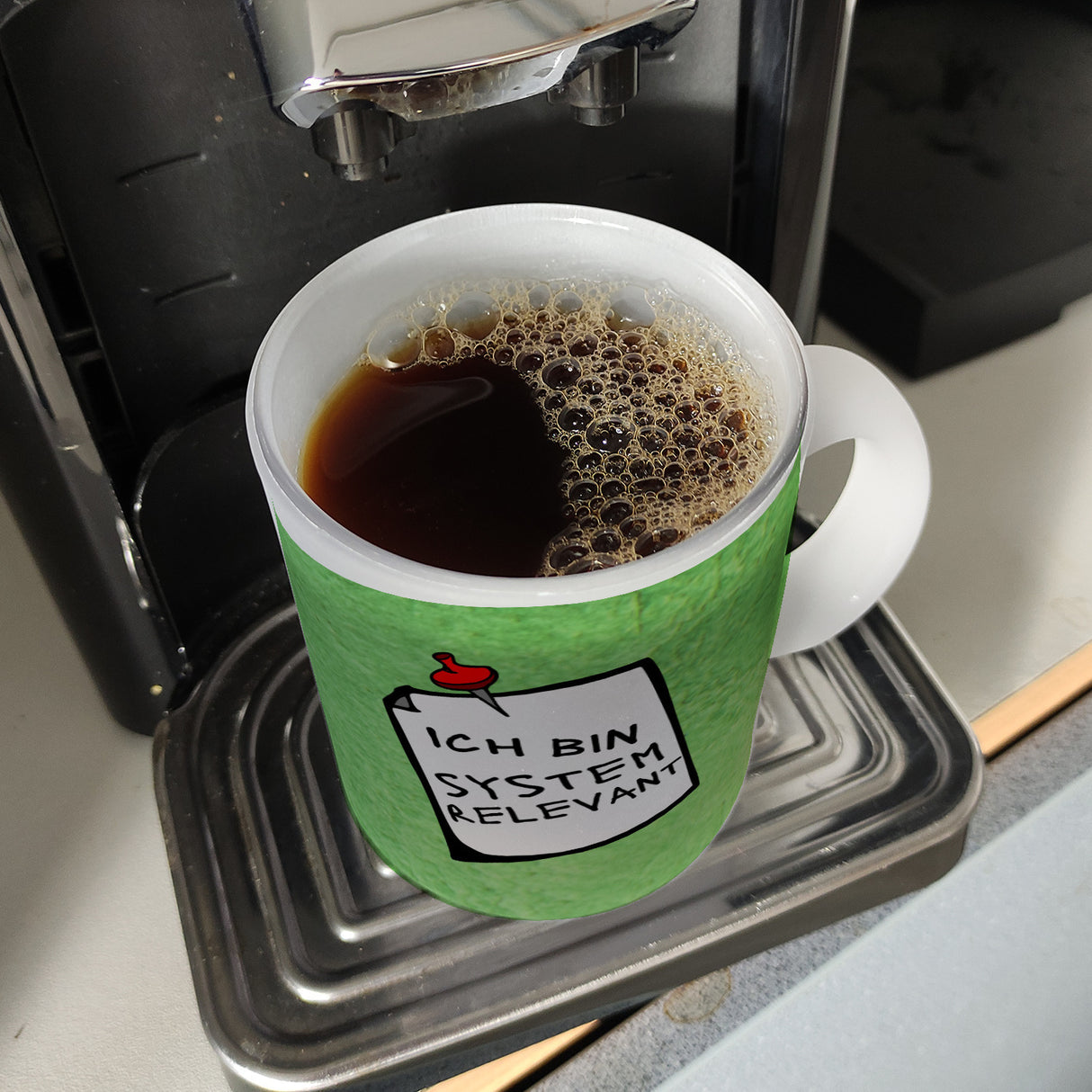 Kaffeebecher mit Spruch - Ich bin systemrelevant Arbeit Lustig Virus Krise