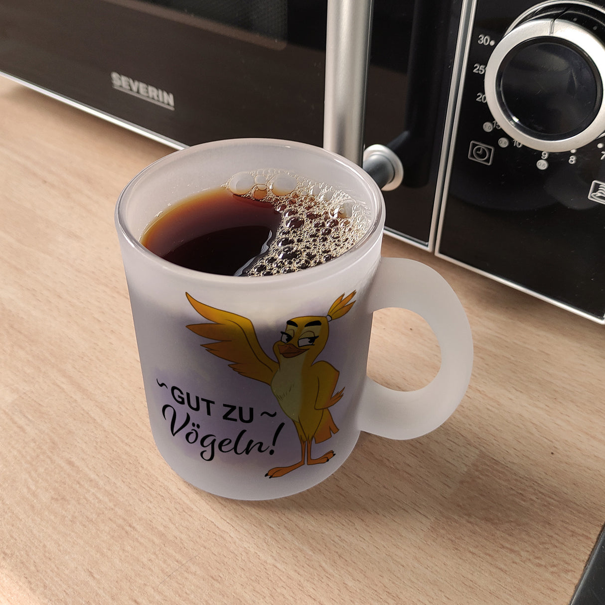 Gut zu Vögeln Kaffeebecher mit lustigem Vögelchen und Spruch