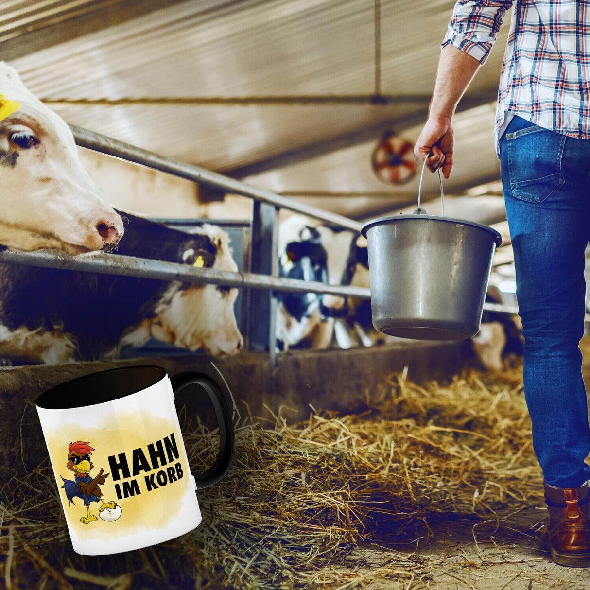 Hahn im Korb - Kaffeebecher mit coolem Cartoon-Hahn