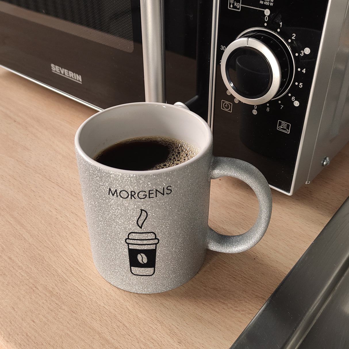 Morgens und Abends Kaffeebecher mit Kaffeebecher und Weinglas Wendemotiv