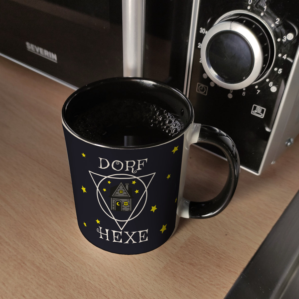 Dorfhexe Kaffeebecher mit Hexenhaus Motiven