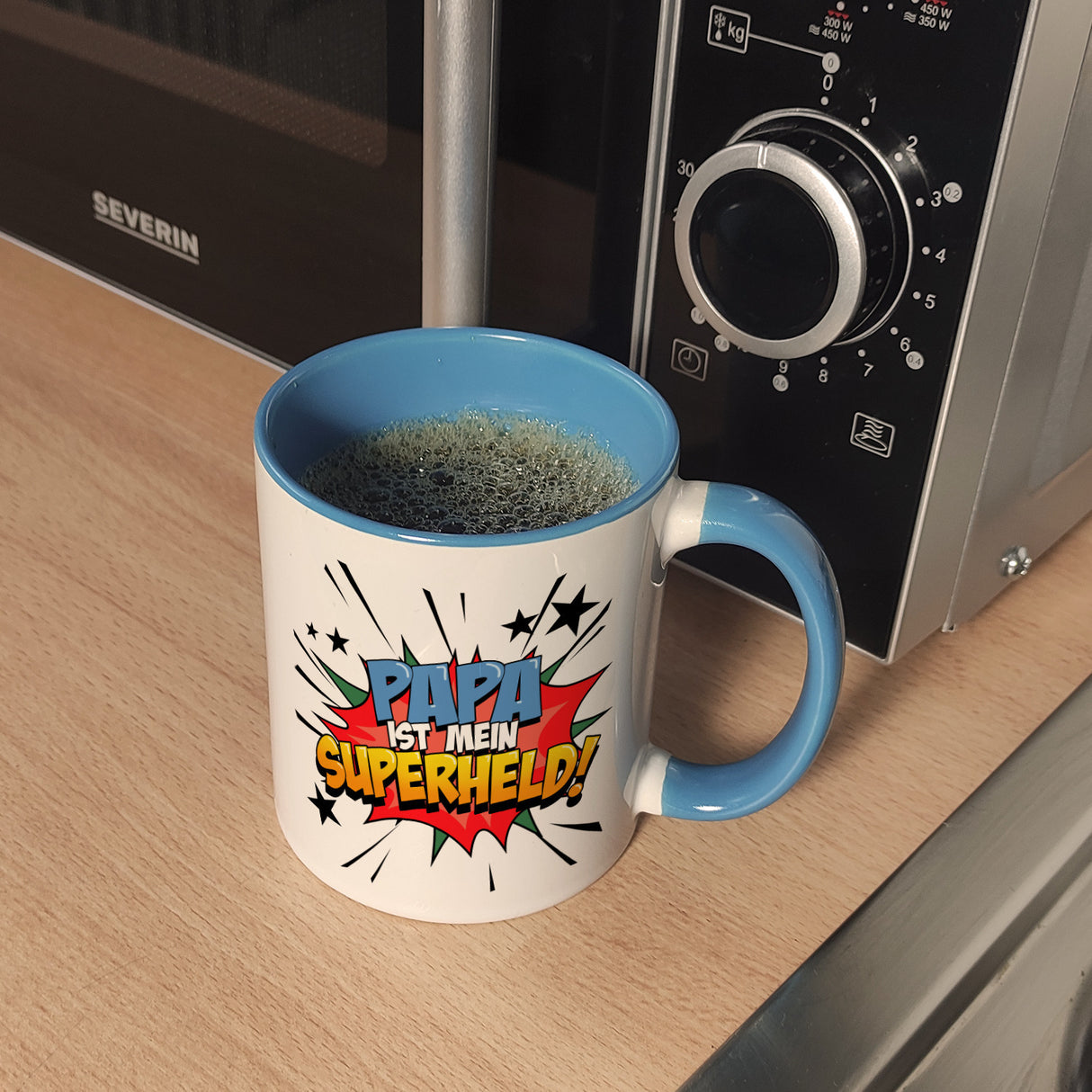 Kaffeetasse mit knalligem Comic Motiv und Spruch - Papa ist mein Superheld