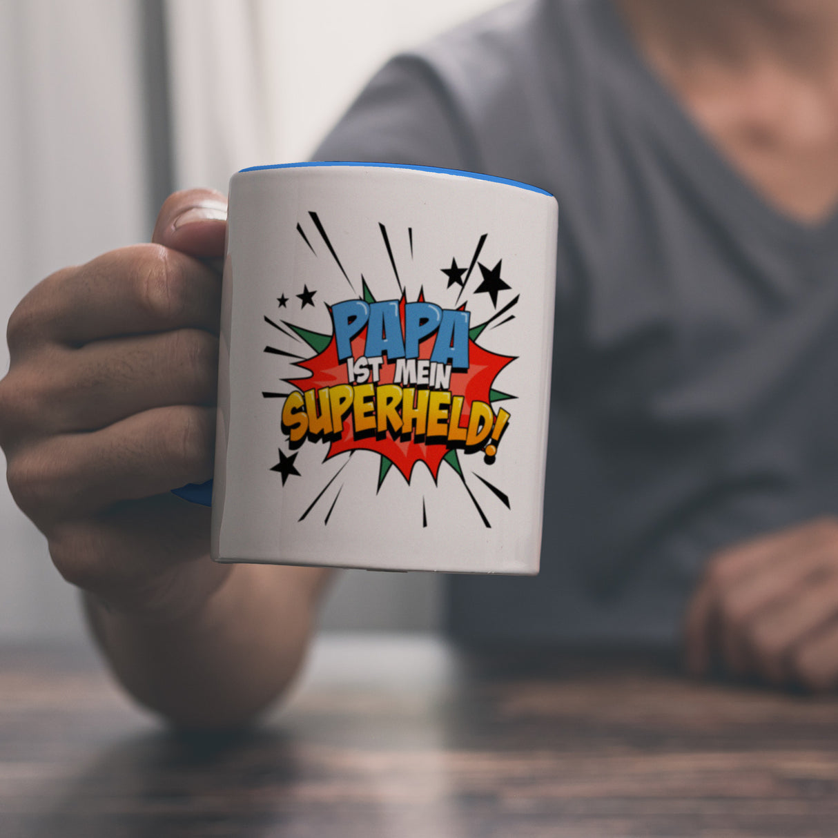 Kaffeetasse mit knalligem Comic Motiv und Spruch - Papa ist mein Superheld
