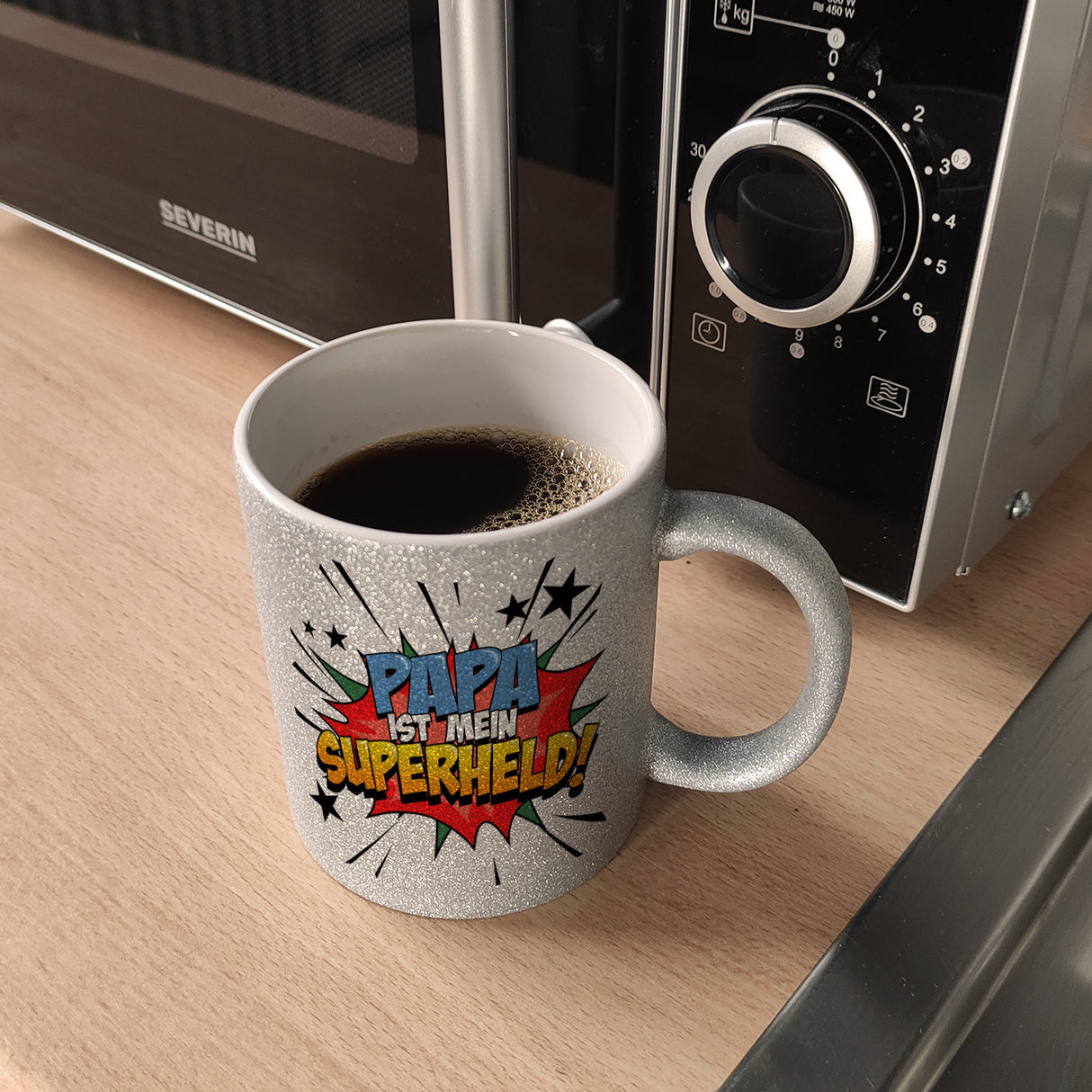 Kaffeetasse mit knalligem Comic Motiv und Spruch - Papa ist mein Superheld