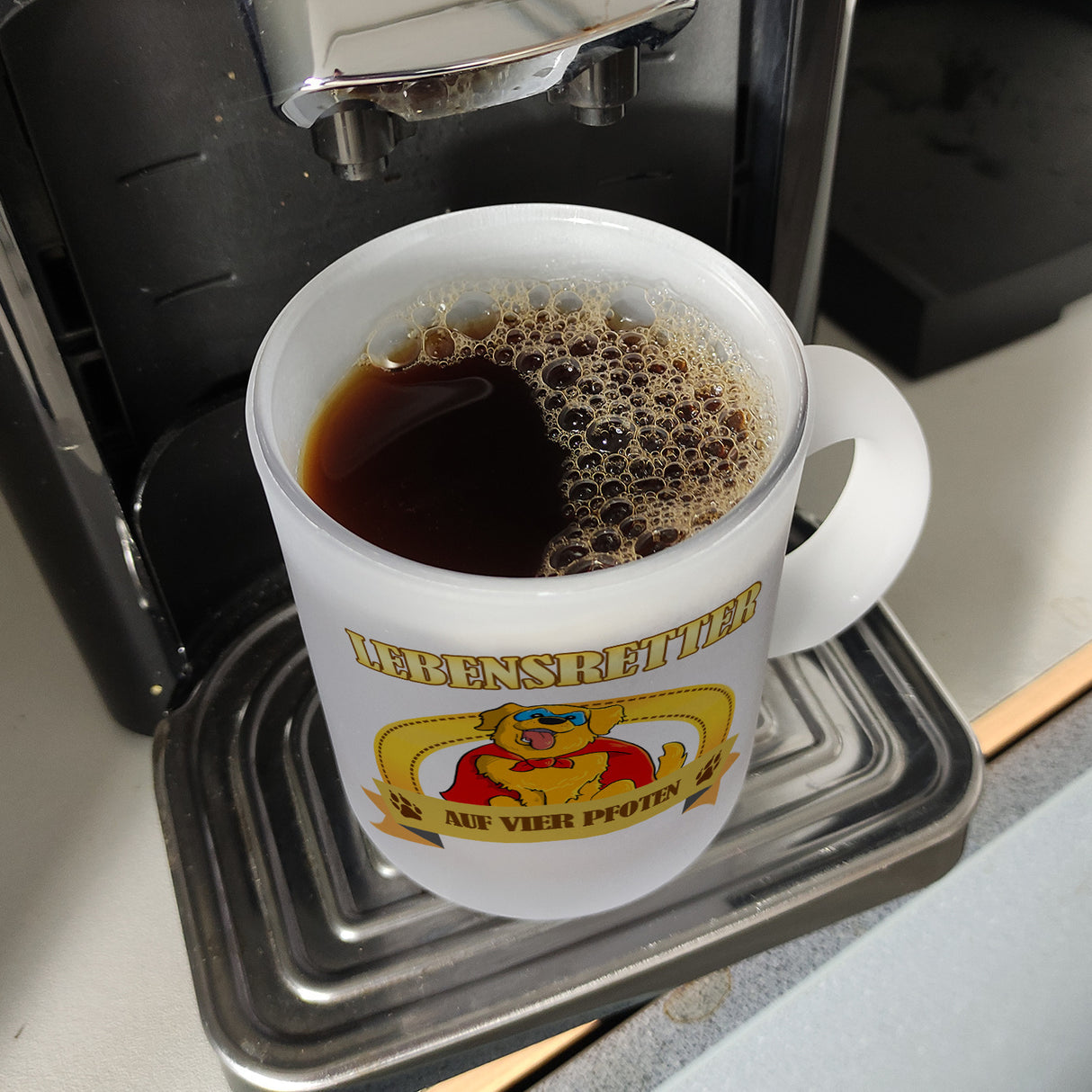 Kaffeebecher mit Superheld - Golden Retriever - Lebensretter auf vier Pfoten