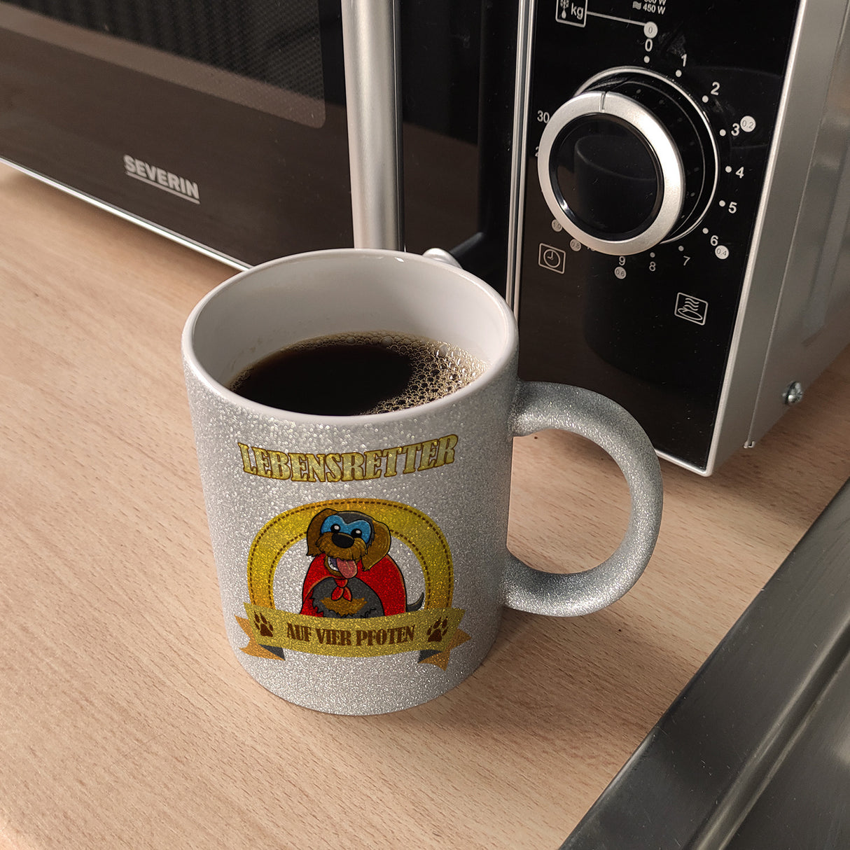 Kaffeebecher mit Superheld - Dackel - Lebensretter auf vier Pfoten