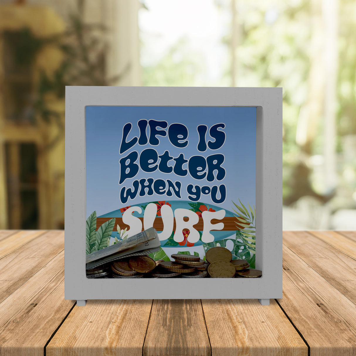 Spardose mit schönem Surfbrett Motiv und Spruch - Life is better when you surf