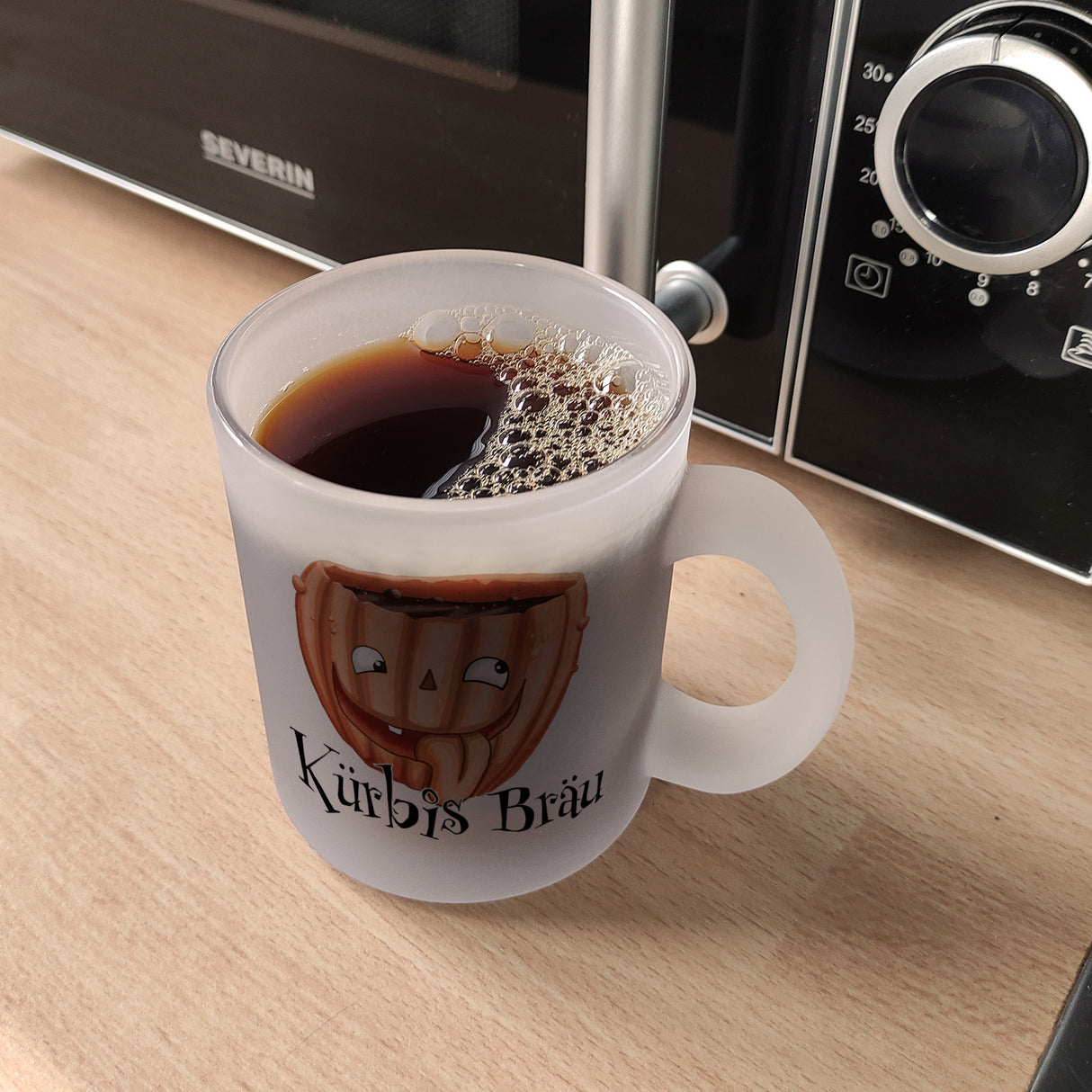 Kaffeetasse mit lustigem Kürbismotiv und Schriftzug - Kürbis Bräu