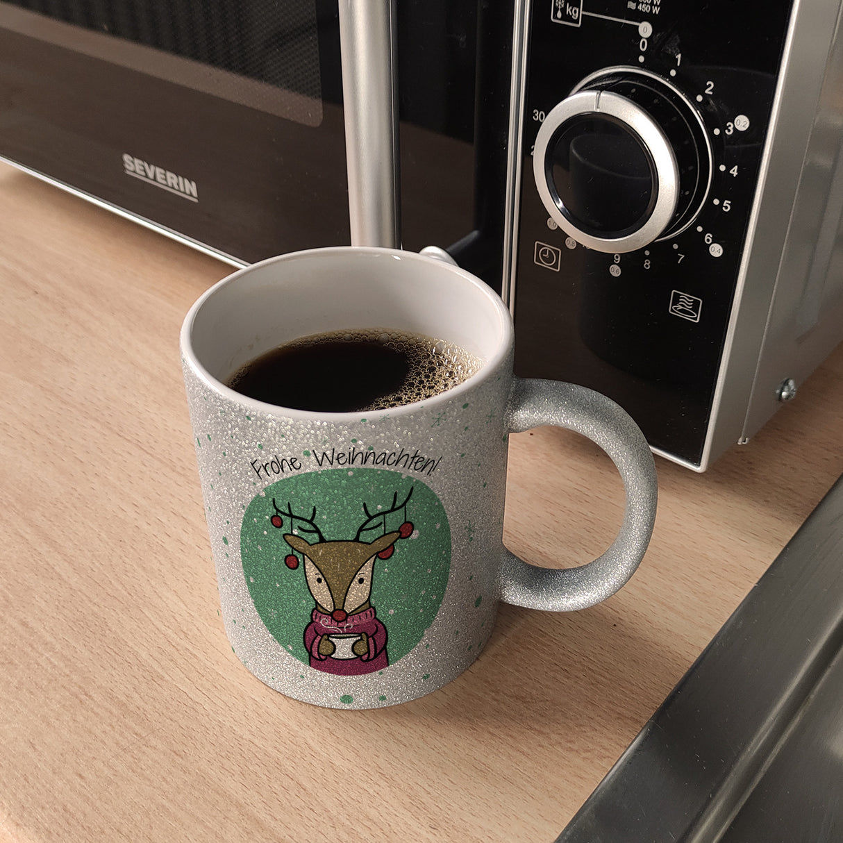 Frohe Weihnachten Kaffeebecher mit süßem Rentier