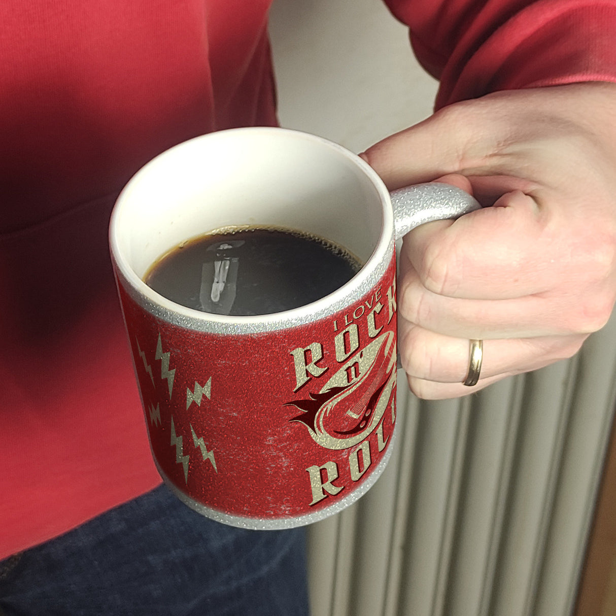 I Love Rock 'n' Roll Kaffeebecher mit Gitarren Motiv