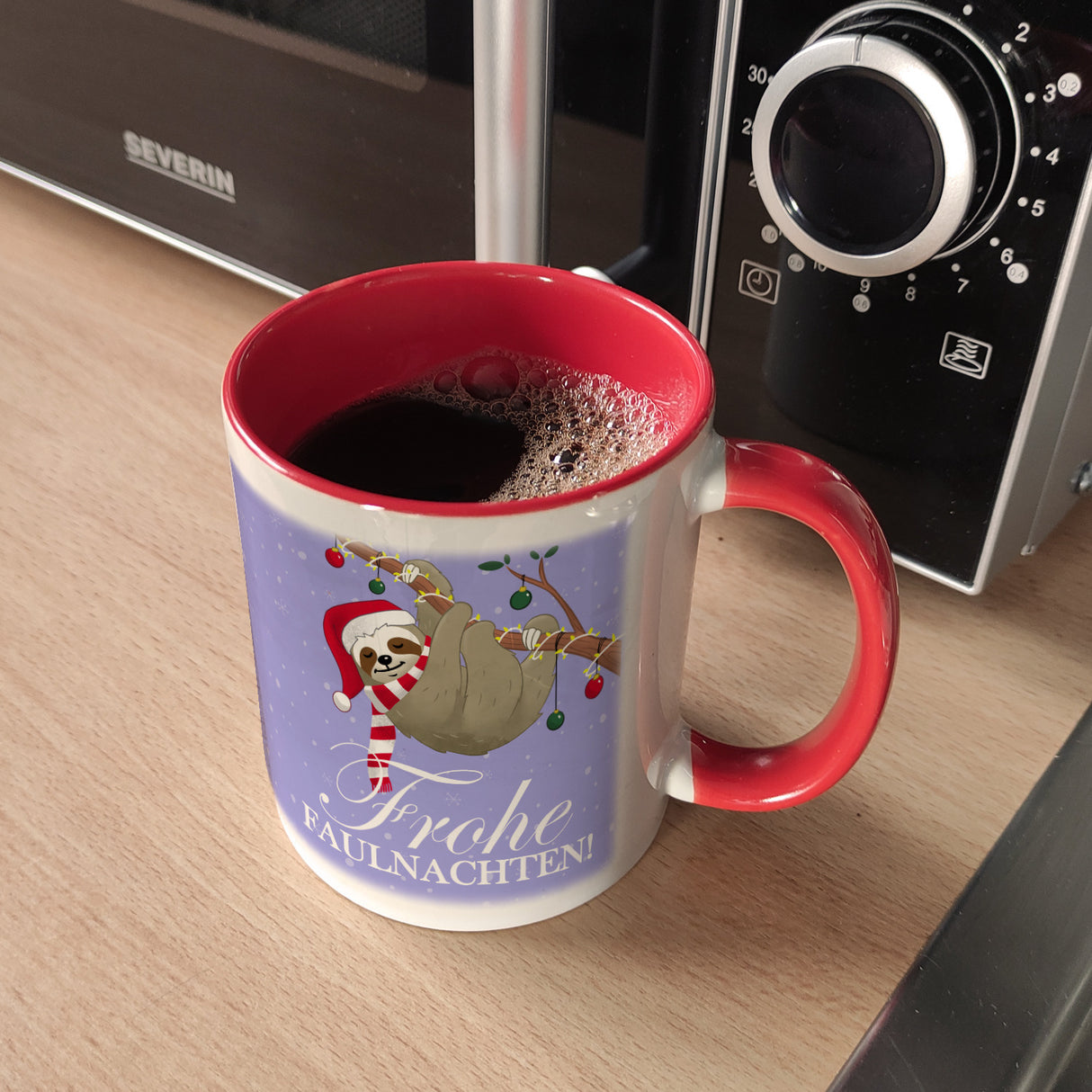 Frohe Faulnachten Kaffeebecher mit süßem weihnachtlichem Faultier