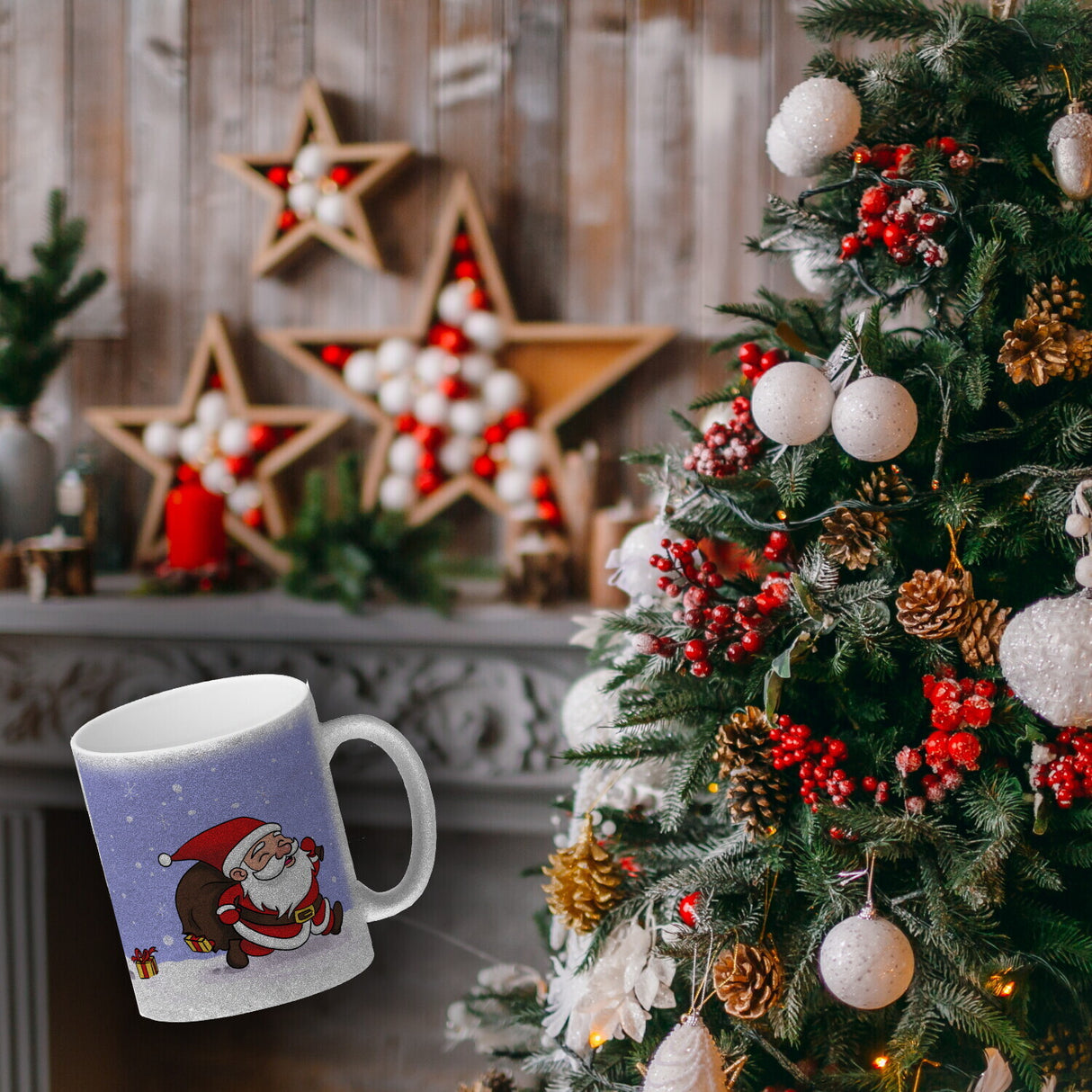 Frohe Weihnachten! Kaffeebecher mit lustigem Comic-Weihnachtsmann