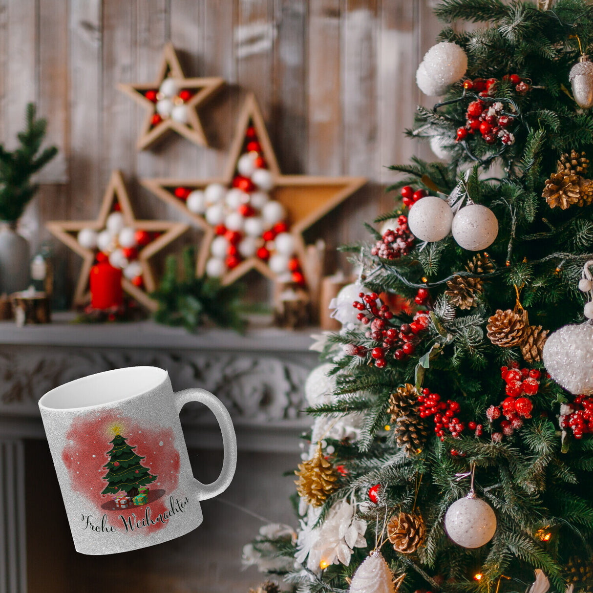 Frohe Weihnachten Kaffeebecher mit andächtigem Weihnachtsbaum