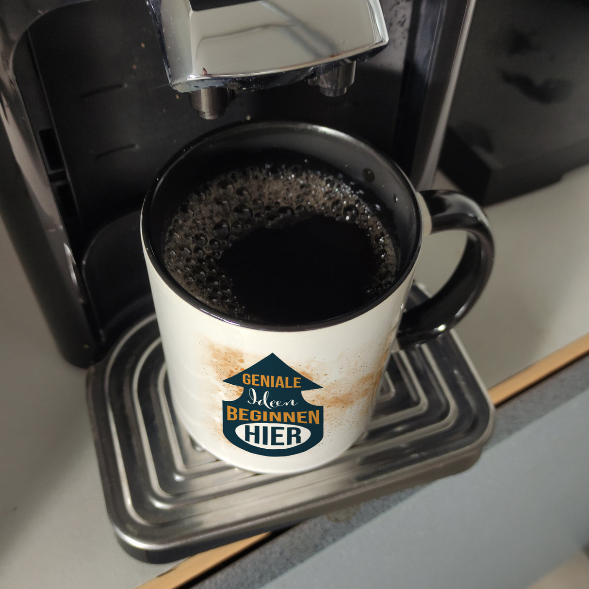Geniale Ideen beginnen hier Kaffeebecher
