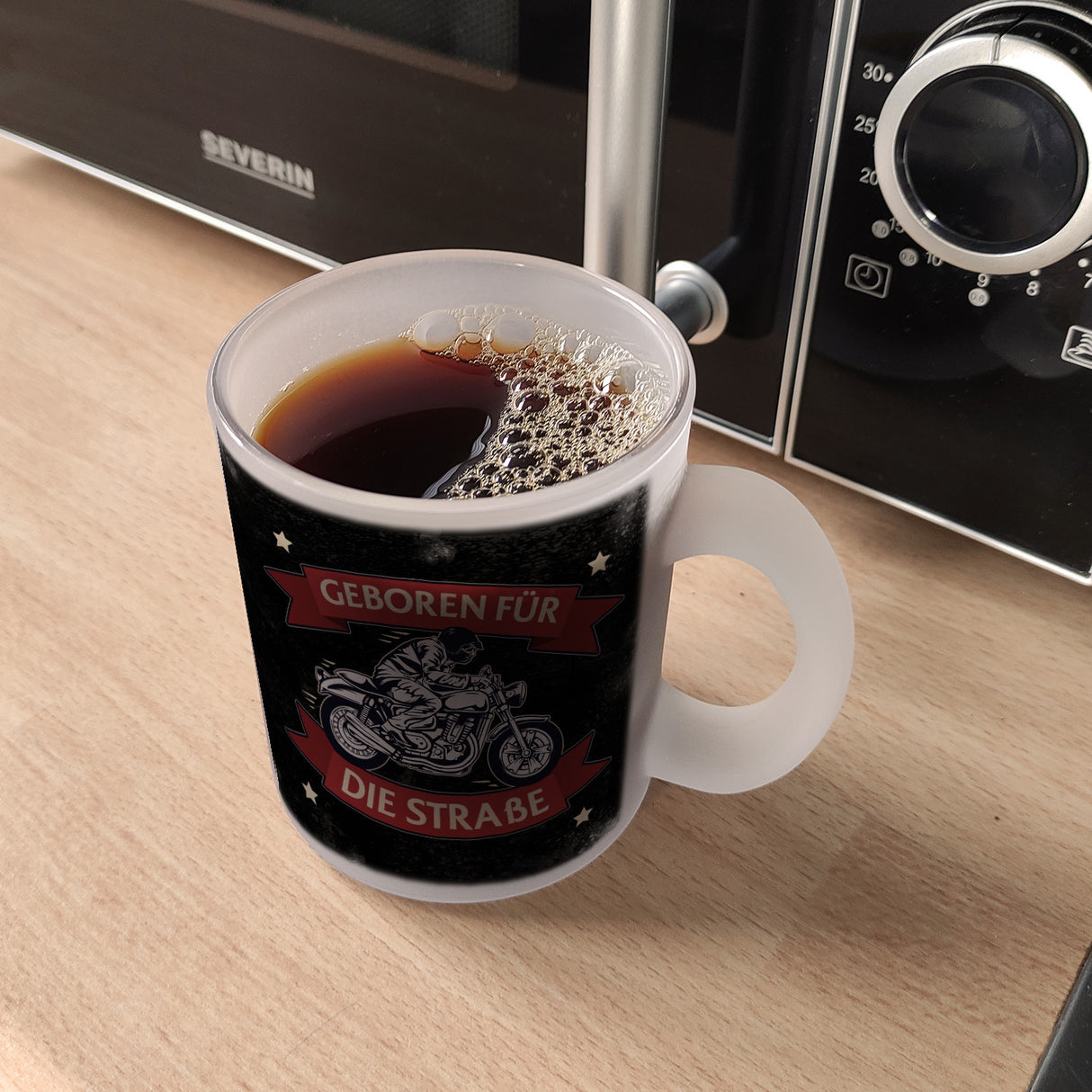 Geboren für die Straße Kaffeebecher mit coolem Biker Motiv