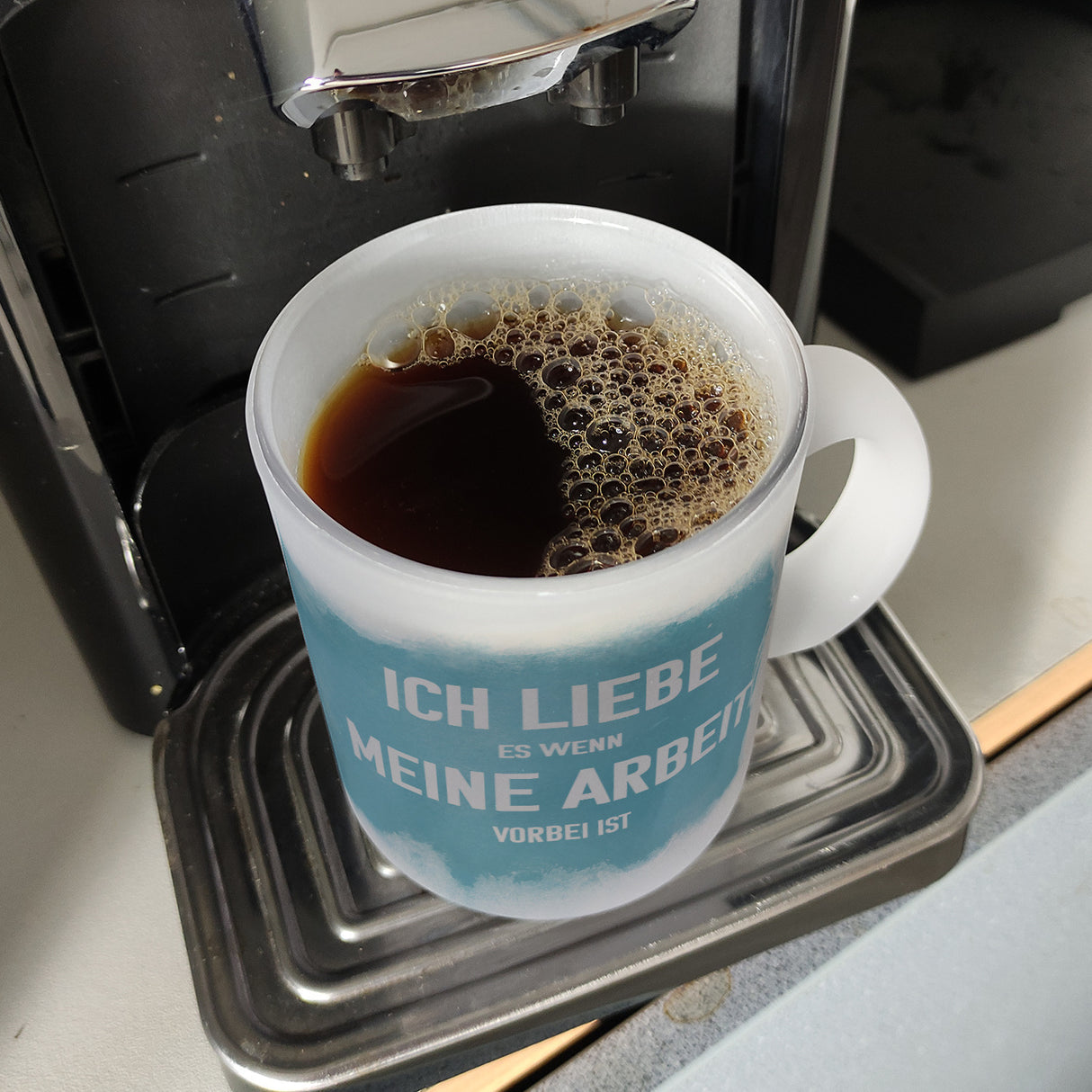 Ich liebe es wenn meine Arbeit vorbei ist Kaffeebecher
