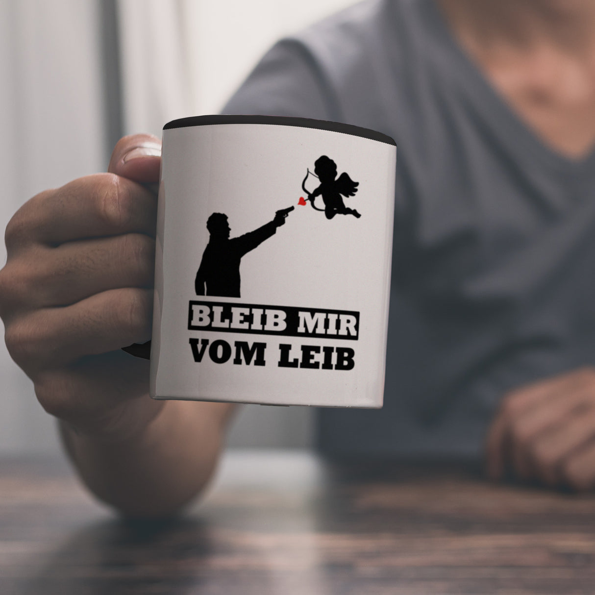 Bleib mir vom Leib Kaffeebecher mit Amor Motiv