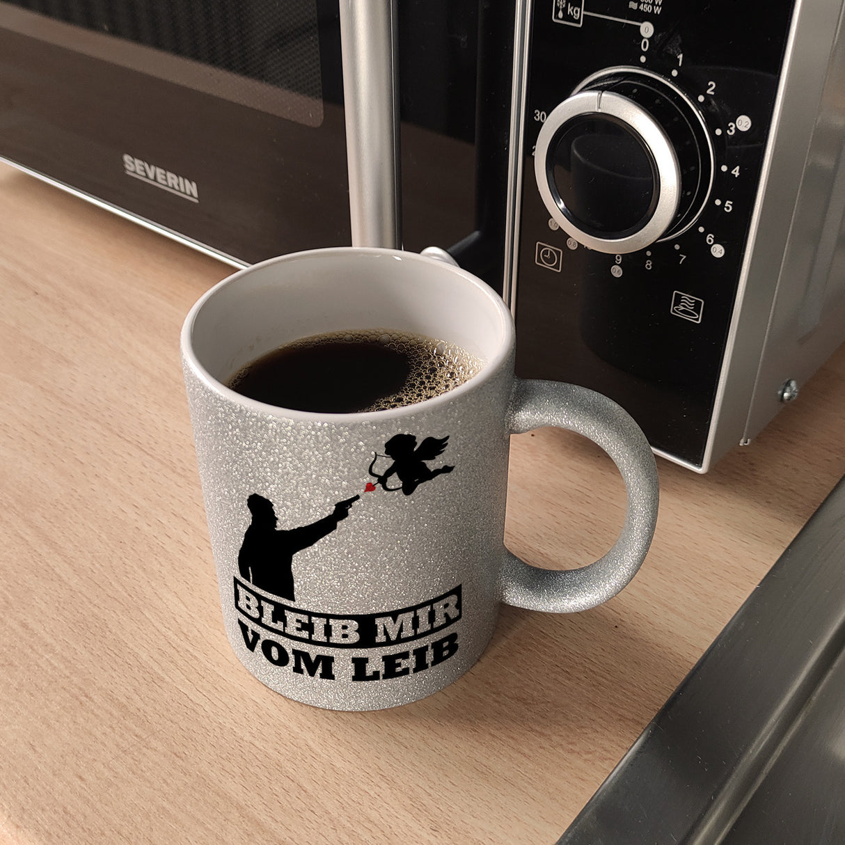 Bleib mir vom Leib Kaffeebecher mit Amor Motiv