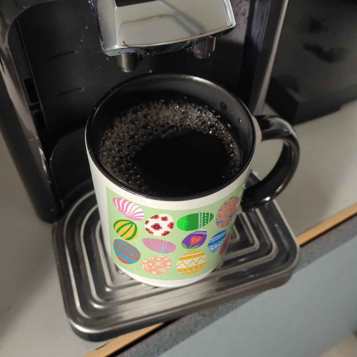 Eier Kaffeebecher für Ostern